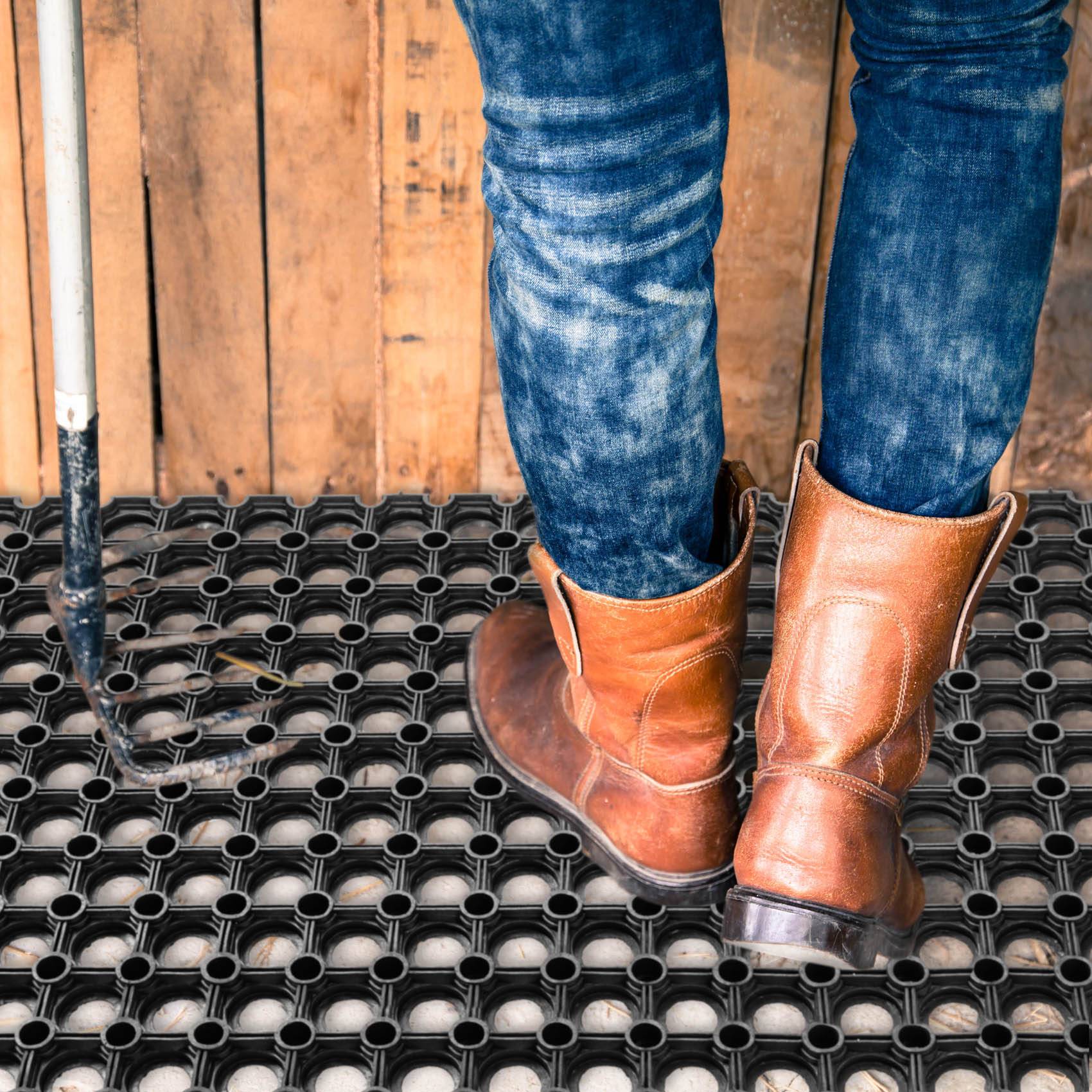 Ringgummimatte Meterware Ringmatte Schwarz Stärke 16mm 100x210cm