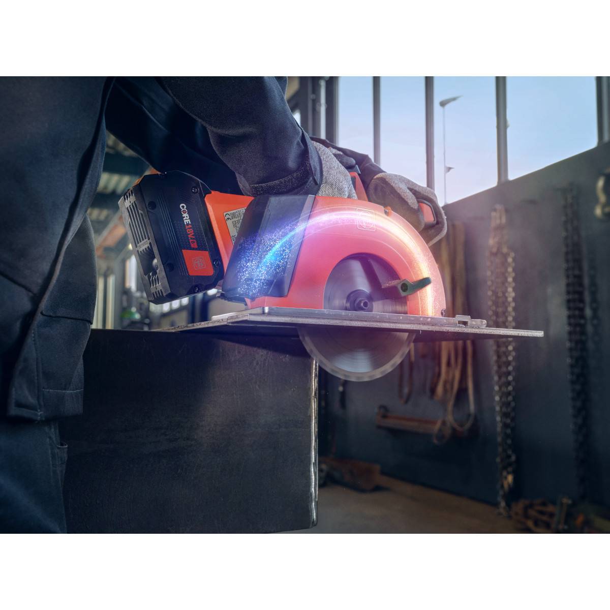 Fein Kompakte Akku-Handkreissäge für Metall||F-IRON Cut 57 AS Set 2 x 8 Ah