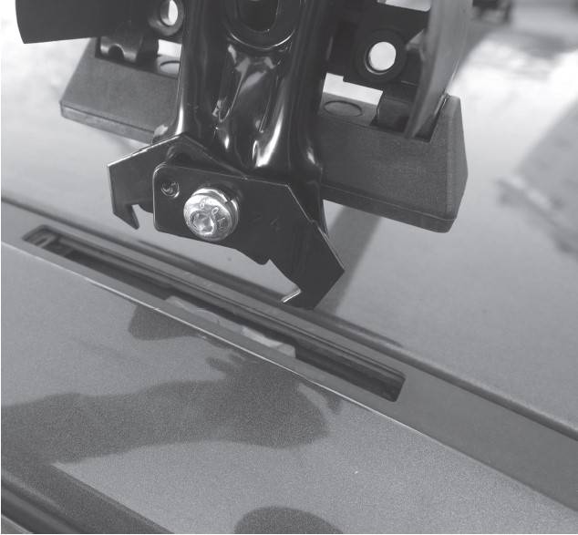 Dachbox VDPJUXT600 600 Liter abschließbar + Dachträger K1 MEDIUM kompatibel mit für VW Polo III (6N2) (3-5Türer) 99-03