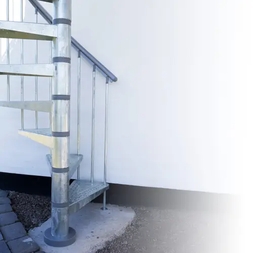 Dolle Aussentreppe Gardenspin 348.5-399,5cm Geschosshöhe 16 Stufen Metall gelocht Aussen-Ø125cm Dolle Aussentreppe Gardenspin 348.5-399,5cm Geschosshöhe 16 Stufen Metall gelocht Aussen-Ø125cm