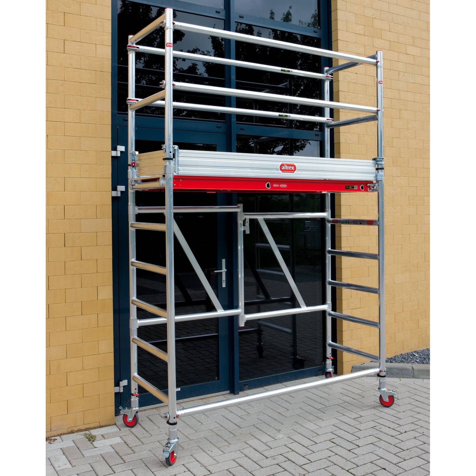 Altrex Klappgerüst RS Tower 54 Aluminium Fiber-Deck Plattform 0,75x1,85m mit Safe-Quick 6,8m AH