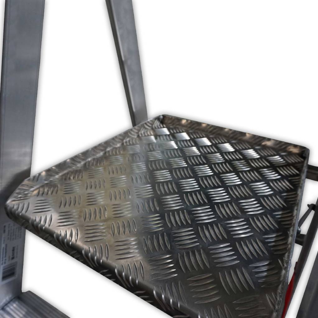 Euroline Workline 2267704 Leichte Stufenstehleiter mit großer Standplattform 4 Stufen