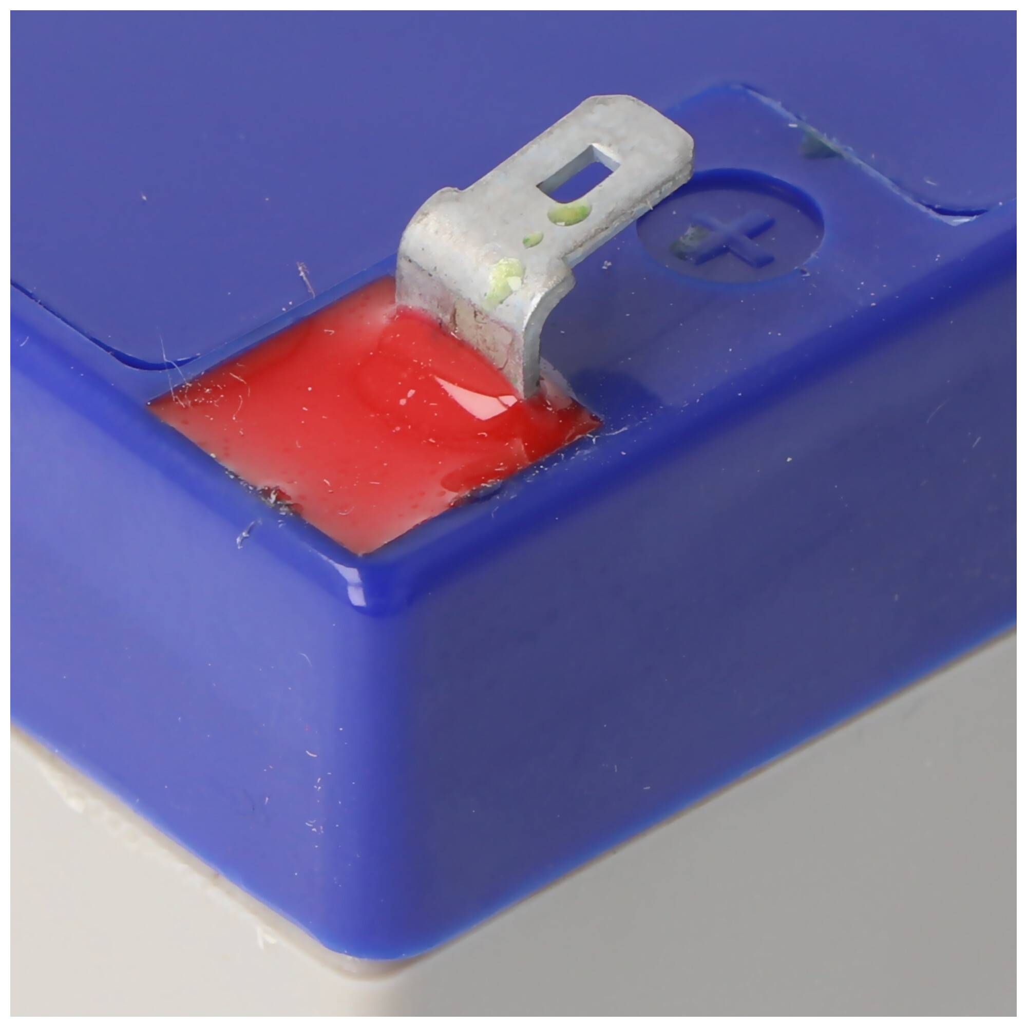 Ultracell UL2.4-12 Blei-Akku 12 Volt 2,1 Ah, Faston 187, 4,8mm