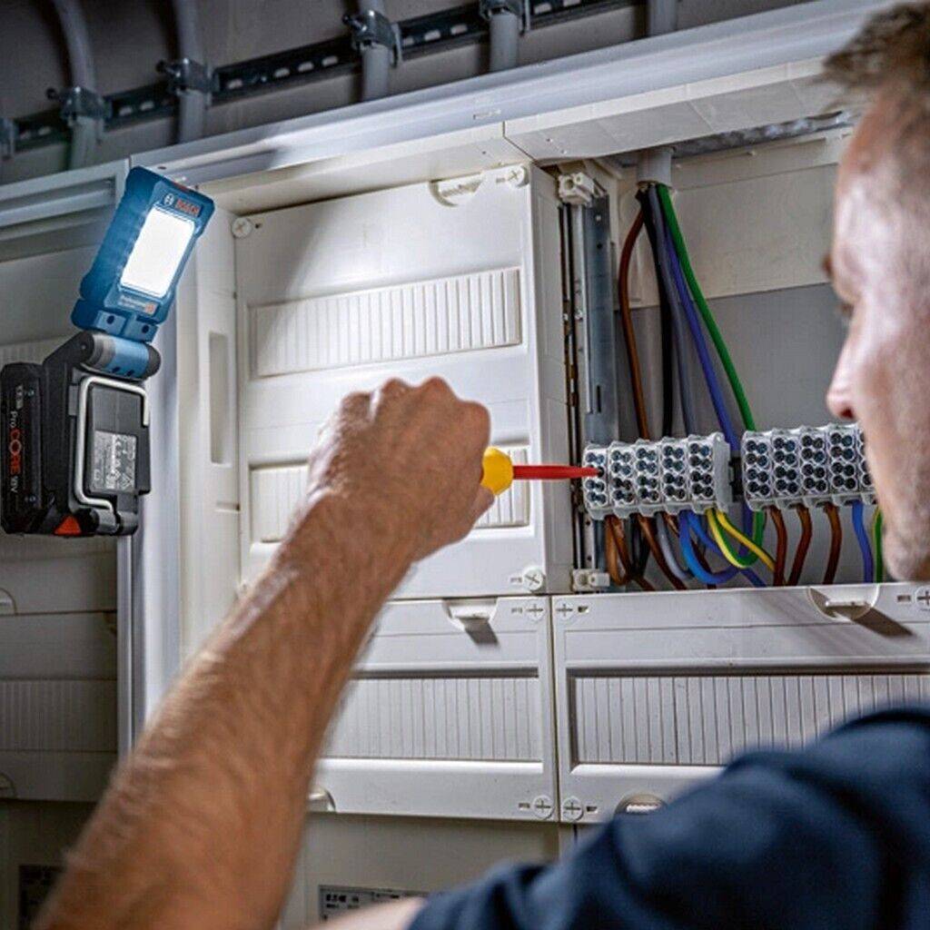 Bosch Akku-Leuchte Handleuchte LED 18V GLI 18V-800