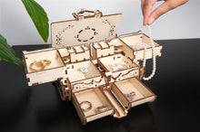 UGEARS® Antik Box