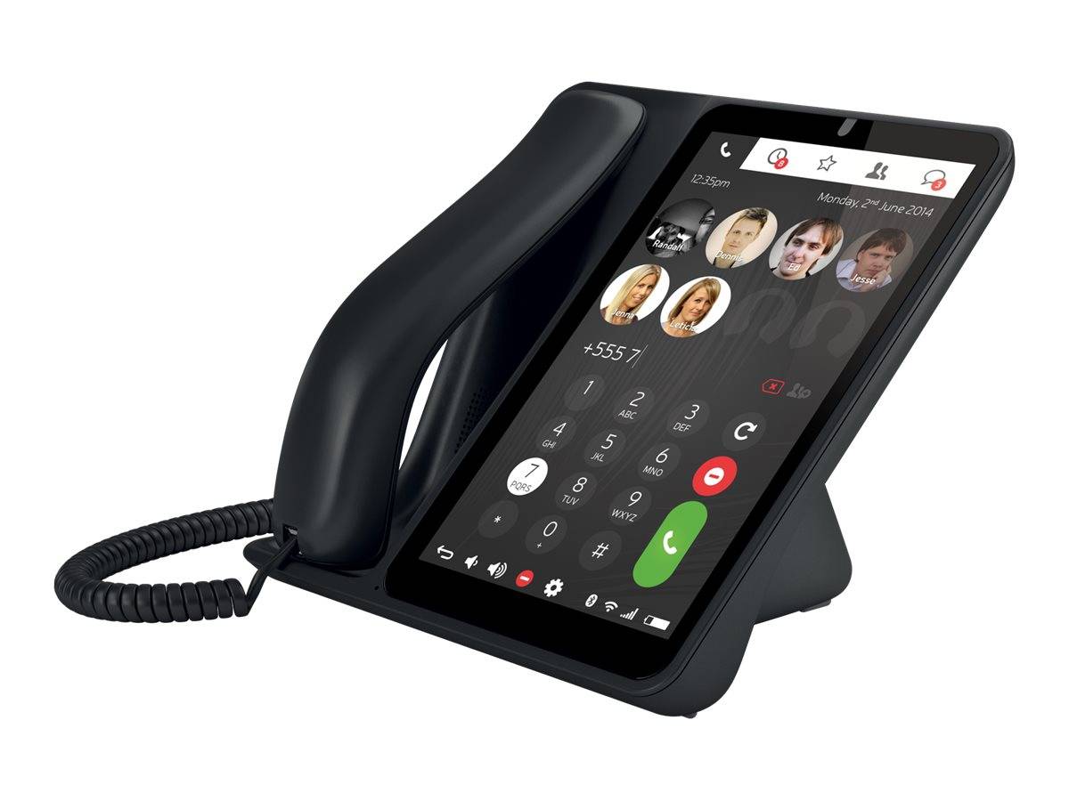 Ein schwarzes Schreibtischtelefon mit Touchscreen-Schnittstelle, das eine Kontaktliste und ein Wählfeld anzeigt, angewinkelt auf einem Ladegerät mit angebrachtem Hörer.