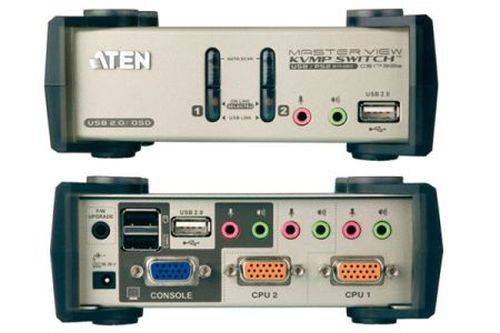 Front- und Rückansicht eines ATEN Master View KVM-Schalters, der Console- und CPU-Anschlüsse zum Anschließen einer Tastatur, eines Monitors und einer Maus an zwei Computer zeigt.