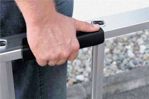 Stufenstehleiter 2x3 Stufen Alu.Leiterlänge 690mm GÜNZBURGER