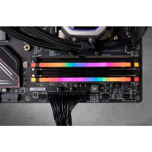 CORSAIR Vengeance RGB PRO - DDR4 - kit - 16 GB: 2 x 8 GB