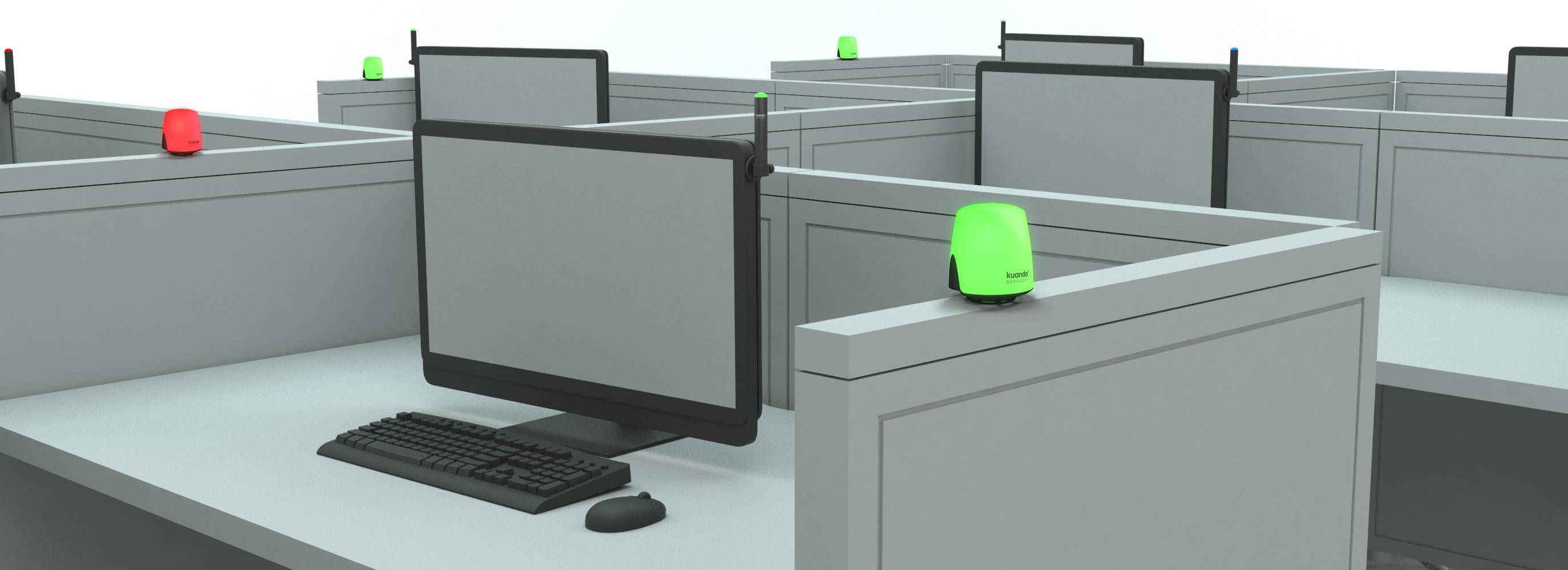 Bürocubicles mit Desktop-Computern und Tastaturen; grüne und rote Leuchten auf den Schreibtischen deuten auf Arbeitsstationstatus oder Warnmeldungen hin.
