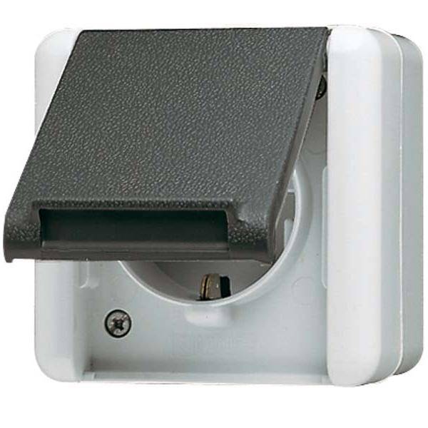 Jung SCHUKO-Steckdose 820 W