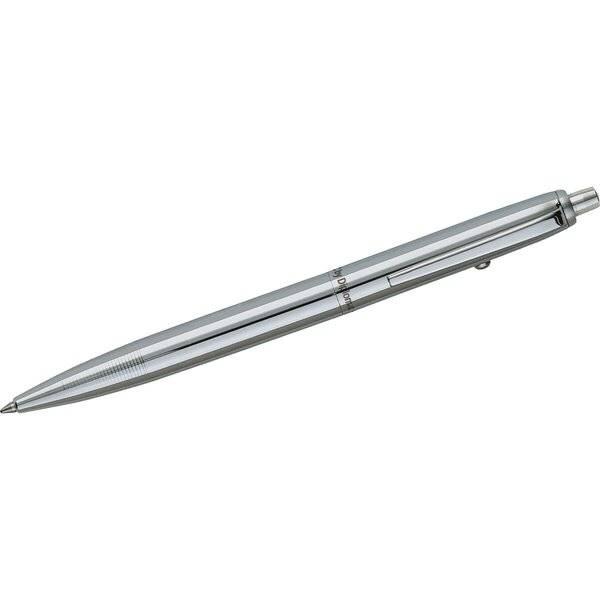 Silberner Metallkugelschreiber mit Clip, diagonal auf weißem Hintergrund dargestellt.