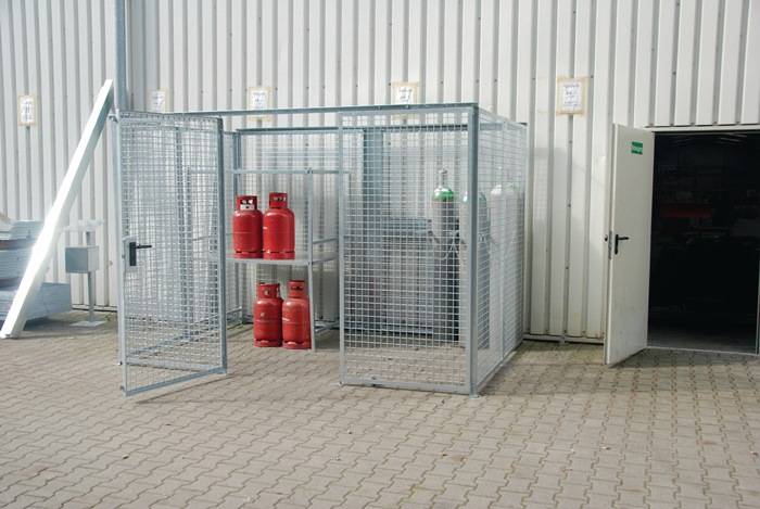 Gasflaschencontainer B2100xT1500xH2100mm o.Dach m.Flügeltor BAUER