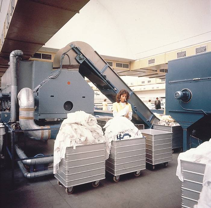 Kastenwagen L740xB600xH760mm Alu.Inh.230l o.Deckel