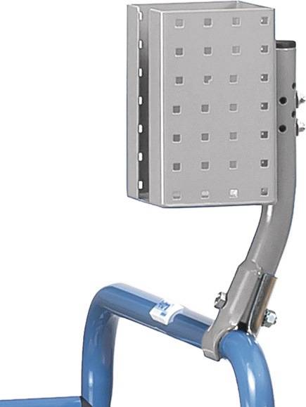 Silberner Metallkorb montiert auf einem blaugrauen Roller- oder Fahrradlenker, der ein vorderes Lagerzubehör zeigt.