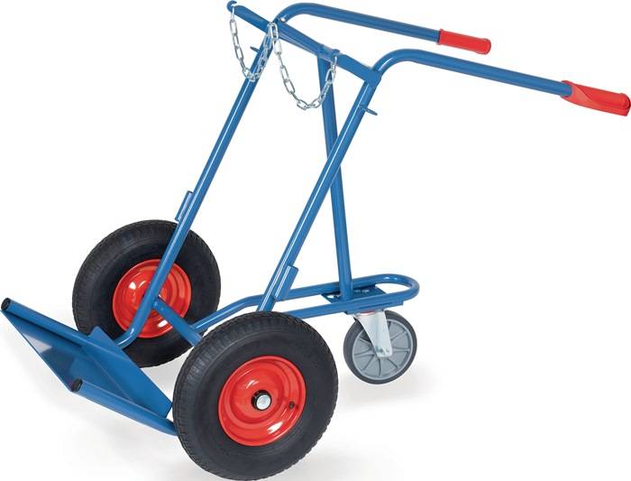 Blauer Handwagen mit großen schwarz-roten Hinterrädern, kleiner vorderer Lenkrolle und blauer Ladefläche, dargestellt auf weißem Hintergrund.