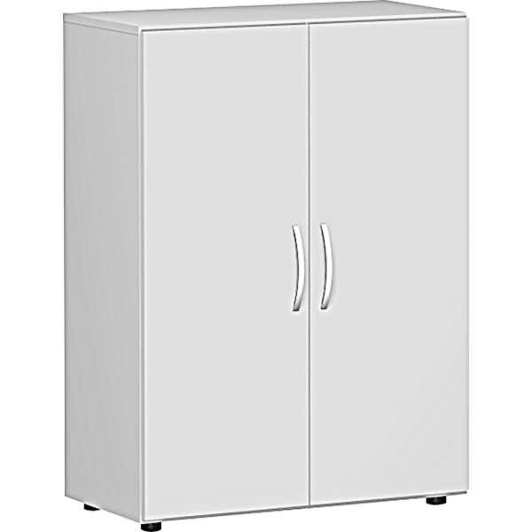Weißer zweitüriger Lagerschrank mit geschwungenen silbernen Griffen auf neutralem Hintergrund.