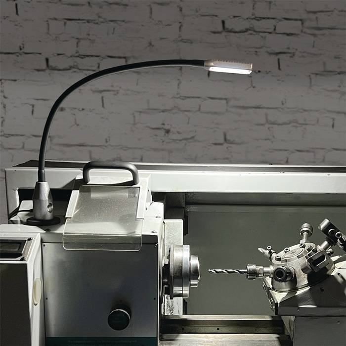Bauer & Böcker GmbH & Co. KG LED-Arbeitsleuchte Glanzlicht 3 W 300 lm BAUER & BÖCKER 900/42