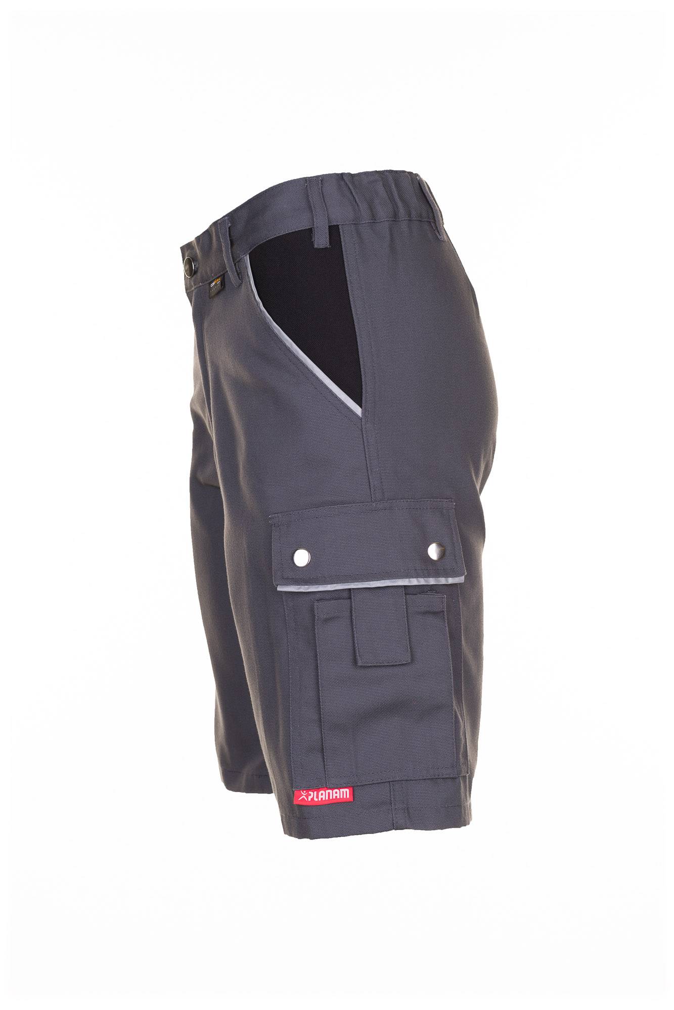 Dunkelgraue Cargo-Shorts mit Seitentaschen und Klappentasche, gezeigt auf weißem Hintergrund.
