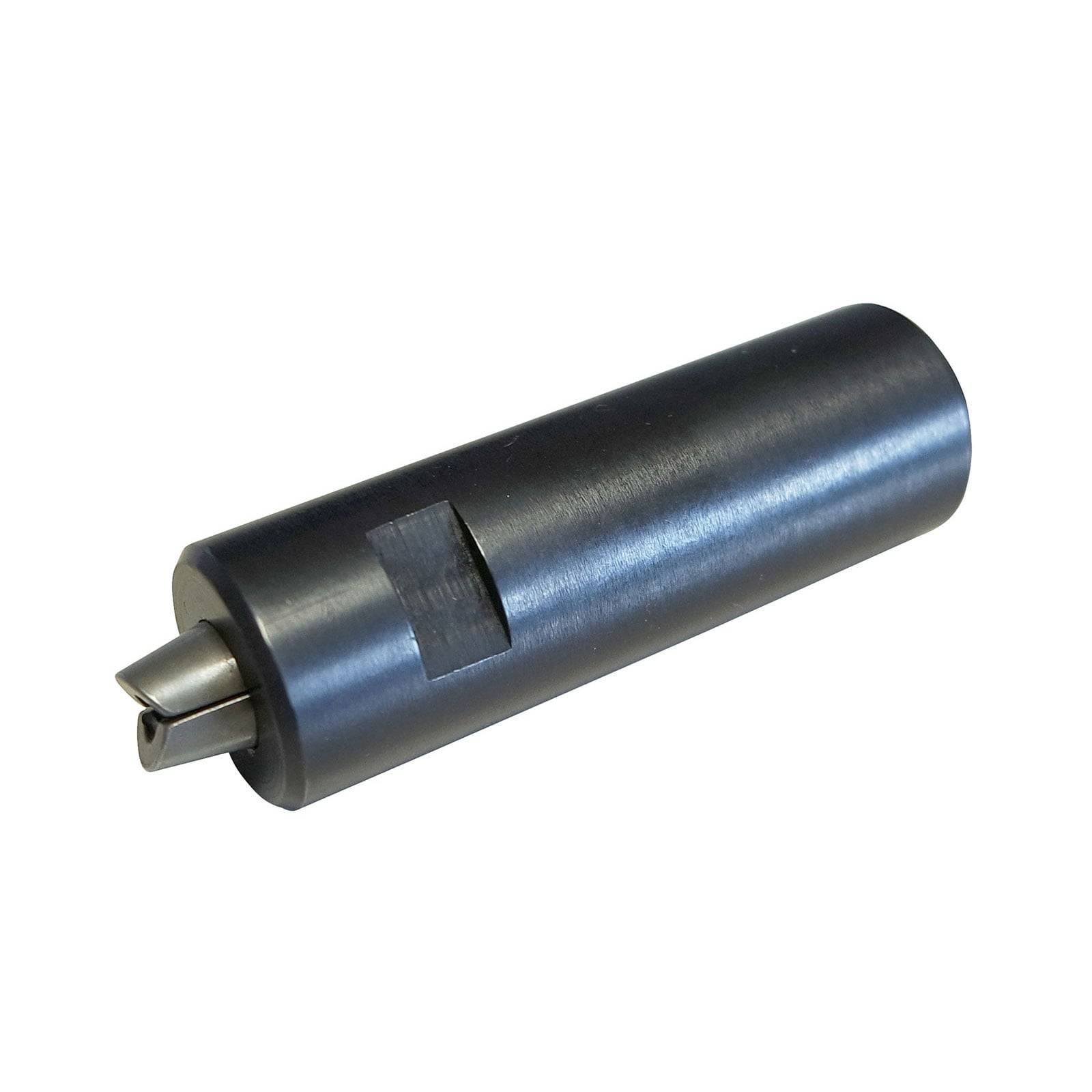 Ein zylindrischer Werkzeugschaft mit verjüngter Spitze und quadratischer Bohrung, der für präzise Metall- oder Holzbearbeitungsaufgaben verwendet wird.