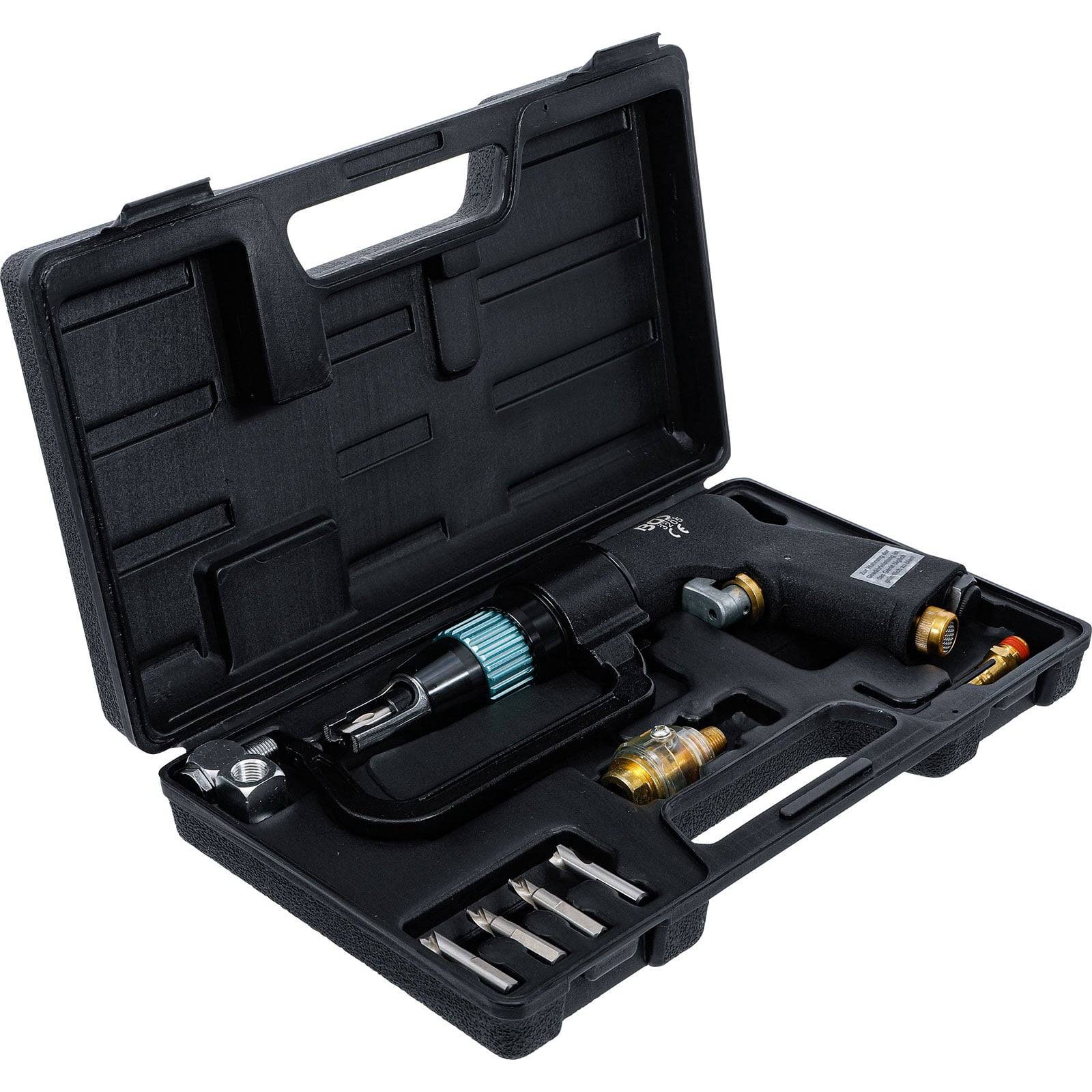 Ein schwarzer Werkzeugkoffer, der ein Elektrowerkzeug mit Griff, mehrere Bohrer, eine transparente Komponente und weitere Zubehörteile enthält.