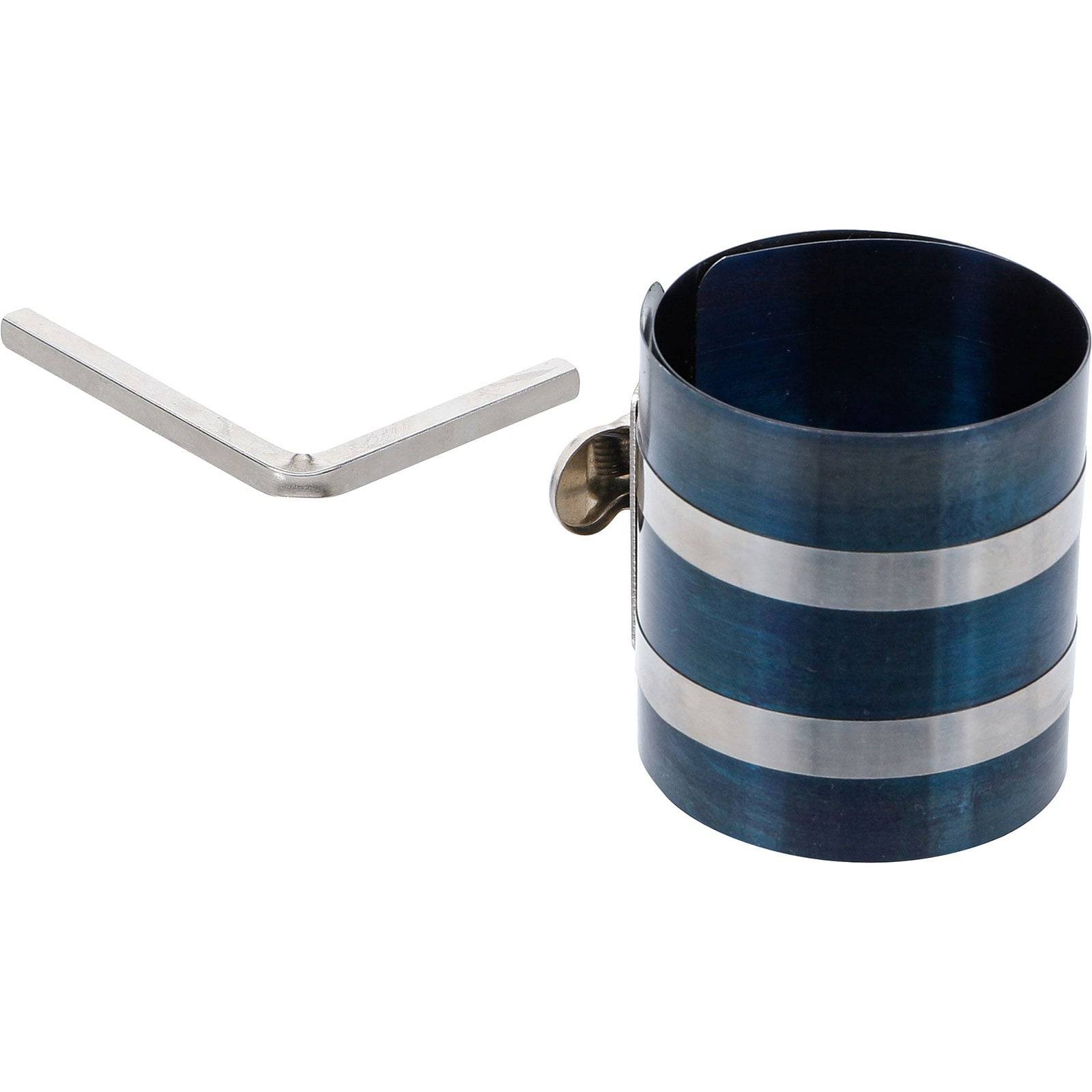 Ein blauer Ringkompressor mit silbernen Streifen und einem L-förmigen Schraubenschlüssel, der zum Einbau von Kolben in einen Motorzylinderblock konzipiert ist.