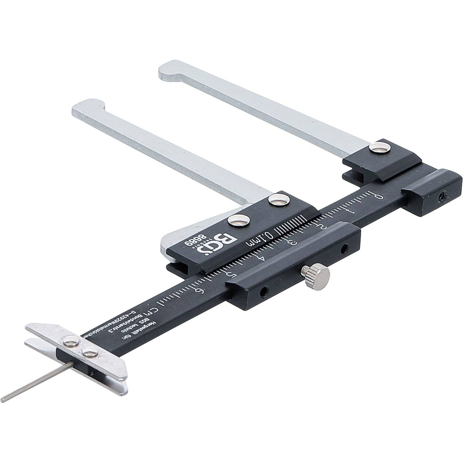 Eine Präzisions-Messschieber mit einer Skala zur Messung der Bremsscheibenstärke von Fahrzeugen, ausgestattet mit einem Metallrahmen und Kunststoffkomponenten.