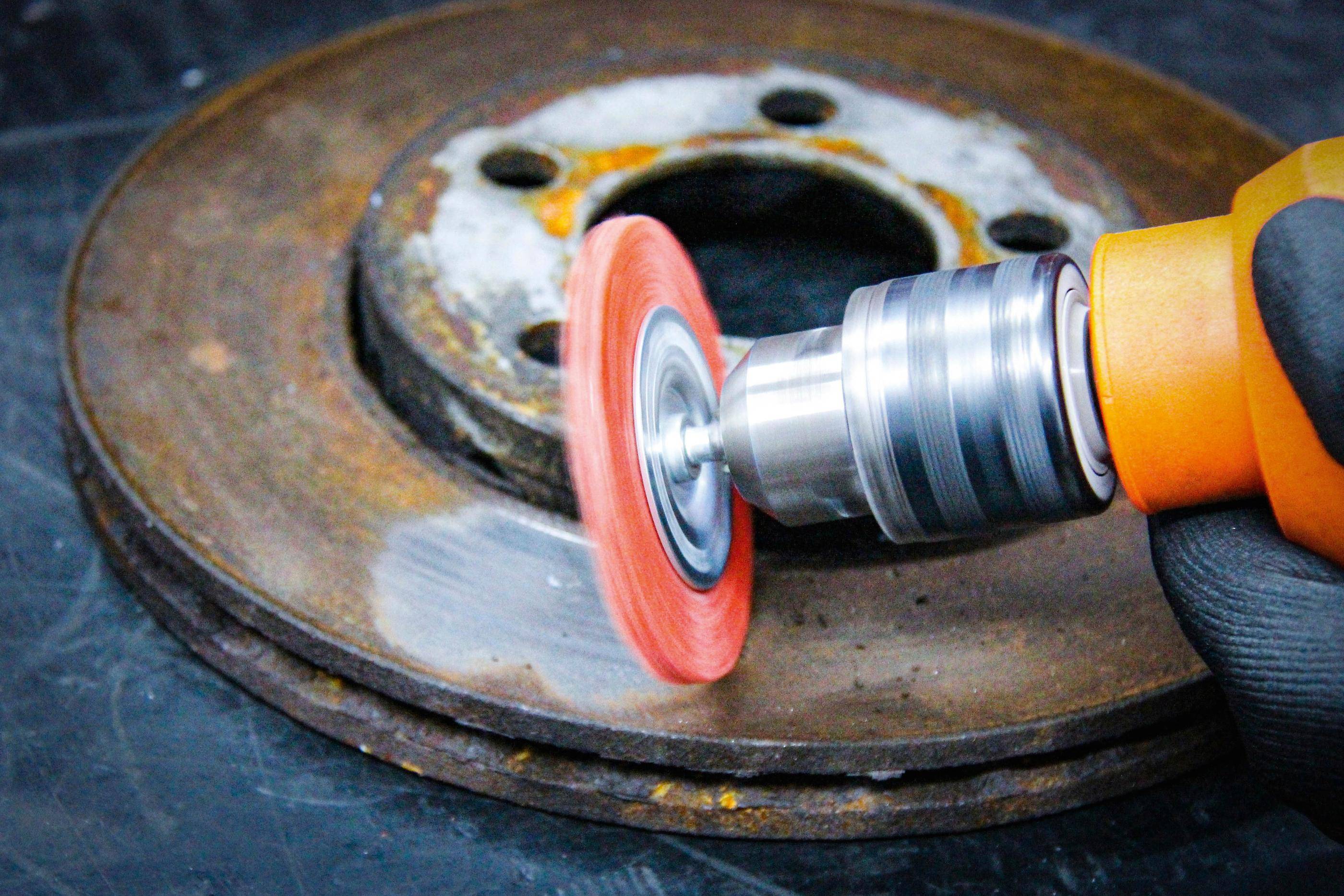 BGS technic Nylonbürste | 100 mm | 6 mm Schaft