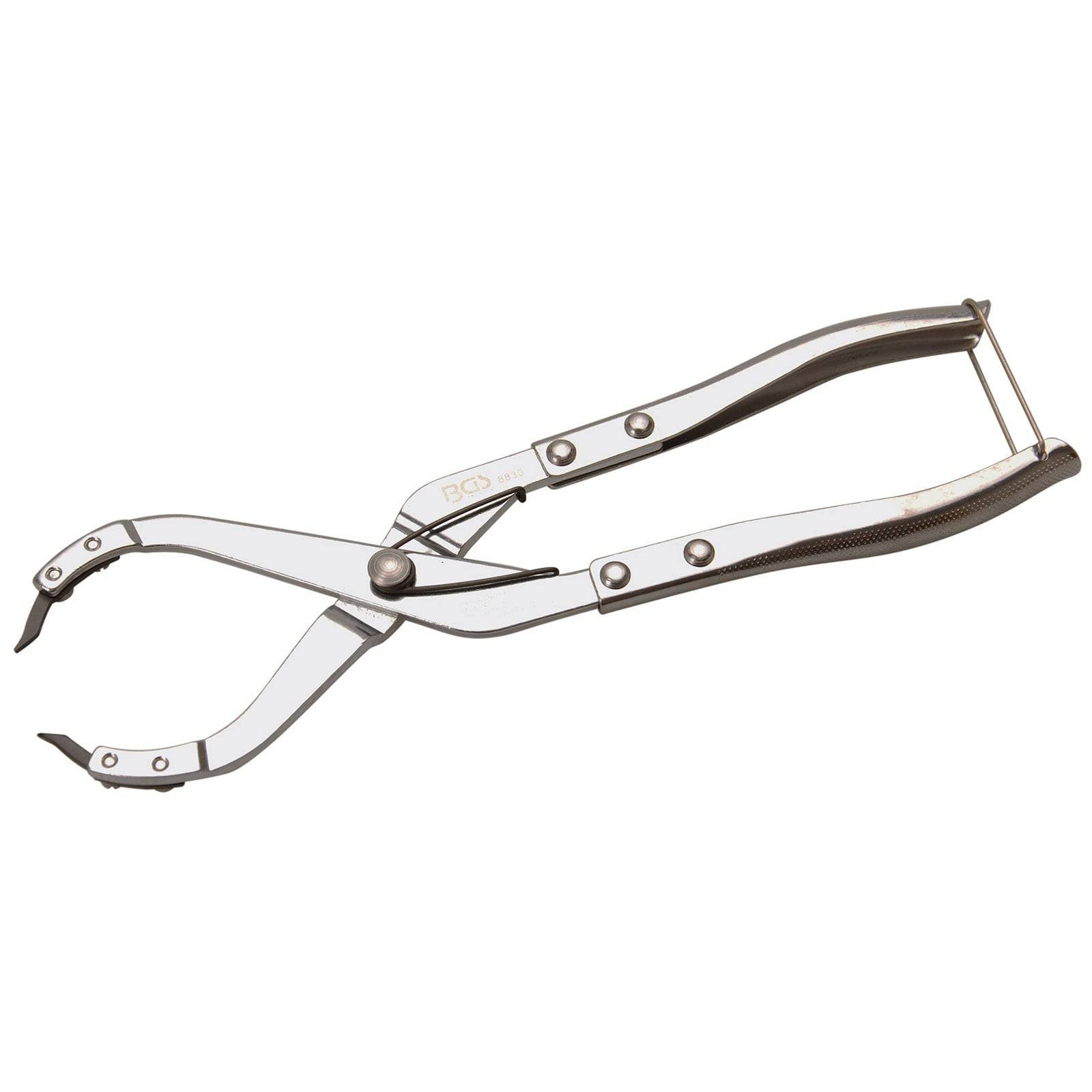 Eine silberne Eiszange aus Metall mit gezackten Kanten und einem Federgriff, entwickelt zum Greifen und Servieren von Eiswürfeln.