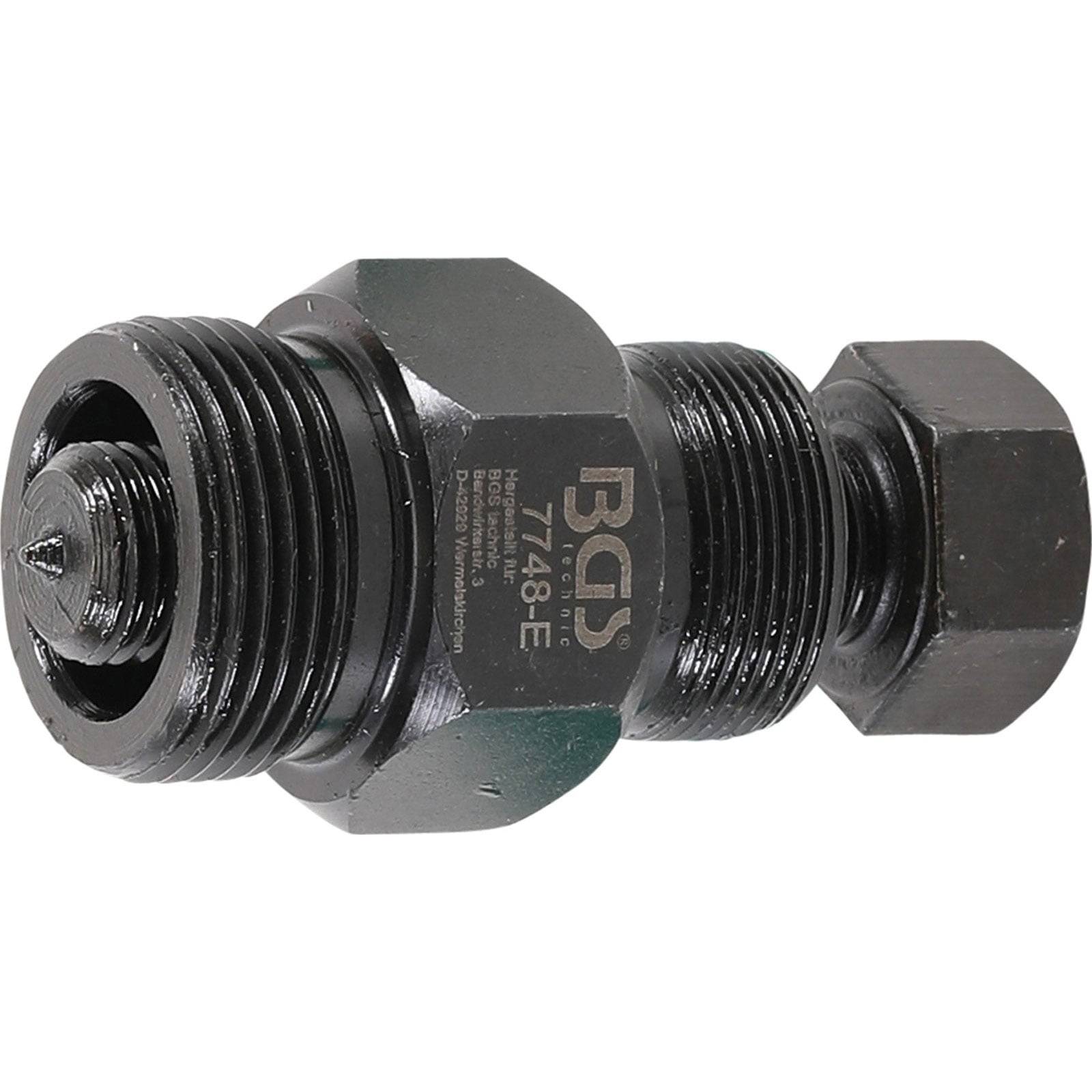Ein schwarzes Metallwerkzeug mit Gewindeschaft und sechseckigen Abschnitten, gekennzeichnet mit 'BGS 7748-E', das für Extraktions- oder Druckanwendungen in Maschinen verwendet wird.