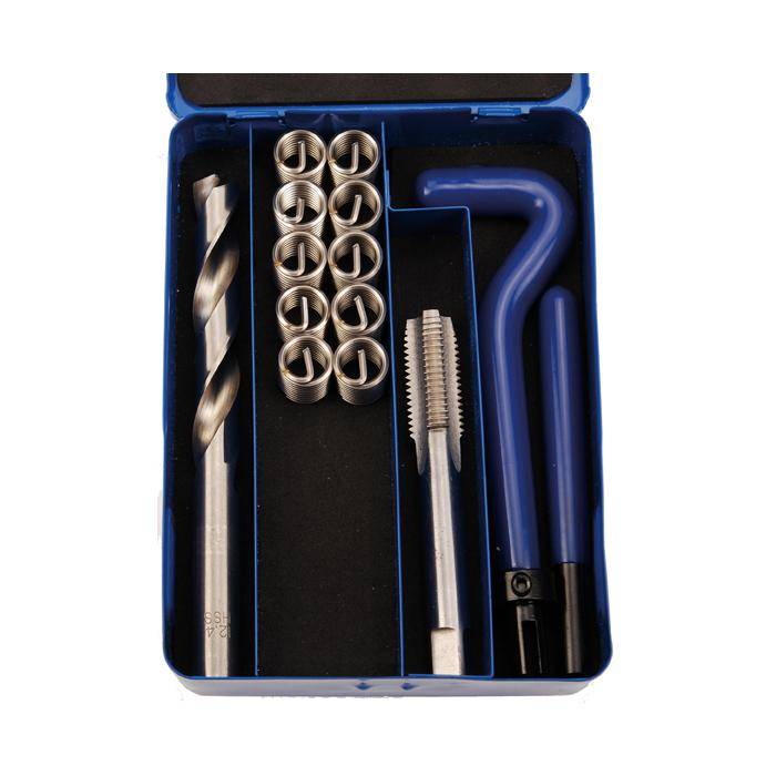 Metall-Bohr- und Gewindeschneid-Set in einem blauen Koffer mit Bohrern, Gewindeeinsätzen, Gewindeschneider und Handwerkzeugen in Fächern angeordnet.