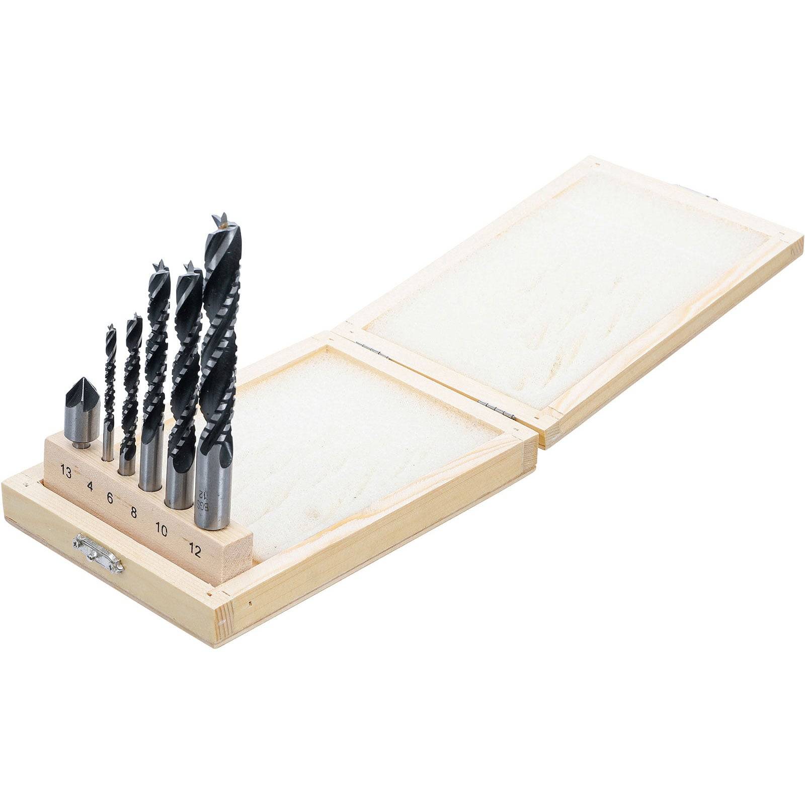 Eine Holzbox mit fünf verschiedenen Bohrerbits, nach Größe von 6 bis 13 beschriftet, ordentlich in Schlitzen angeordnet. Die Box ist geöffnet und zeigt ihren Inhalt.