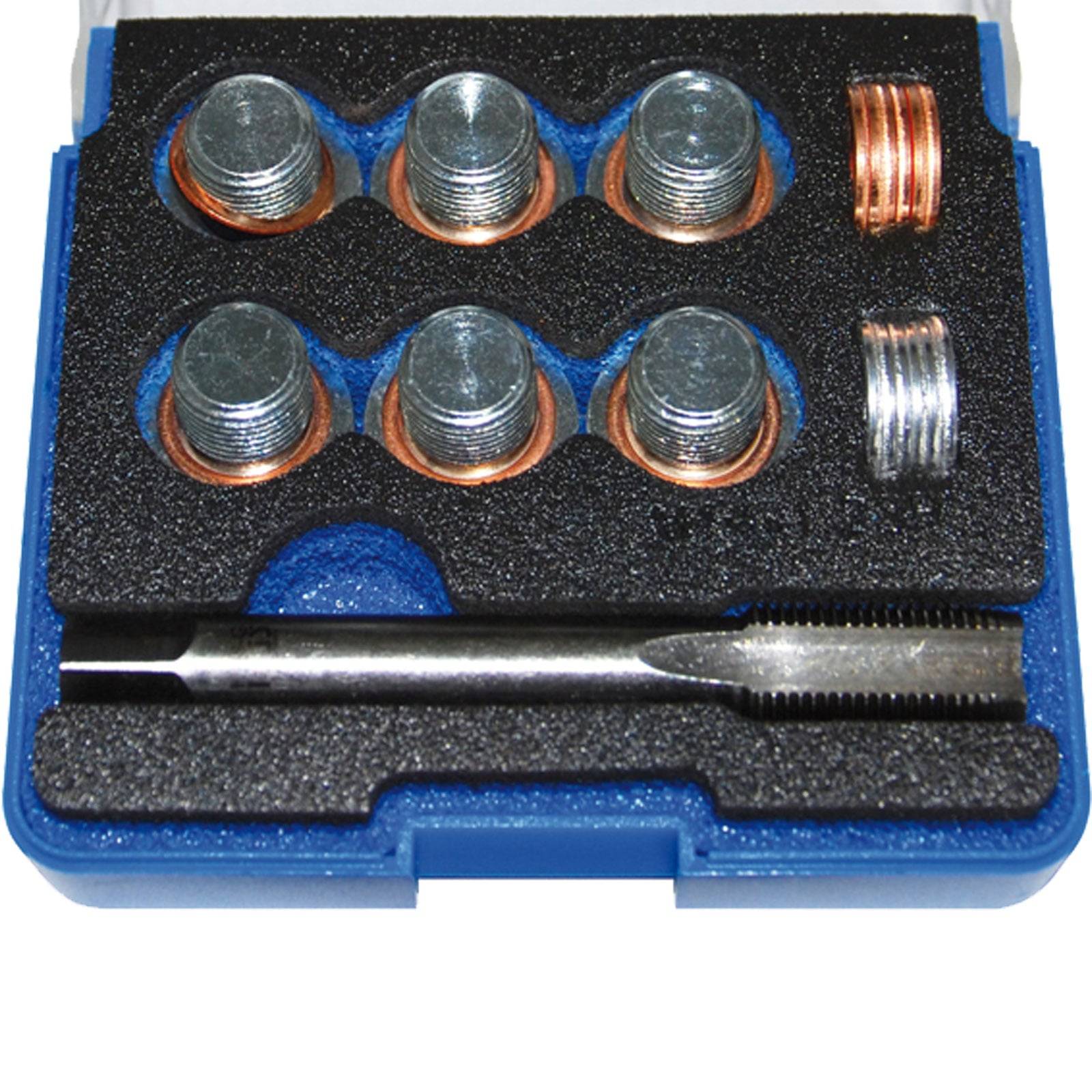 Ein blauer Koffer, der ein Gewindewerkzeug-Set mit sechs Metalleinlagen, zwei Sätzen von Spulen und einem Gewindebohrwerkzeug enthält, die in Schaumstoffschlitzen positioniert sind.