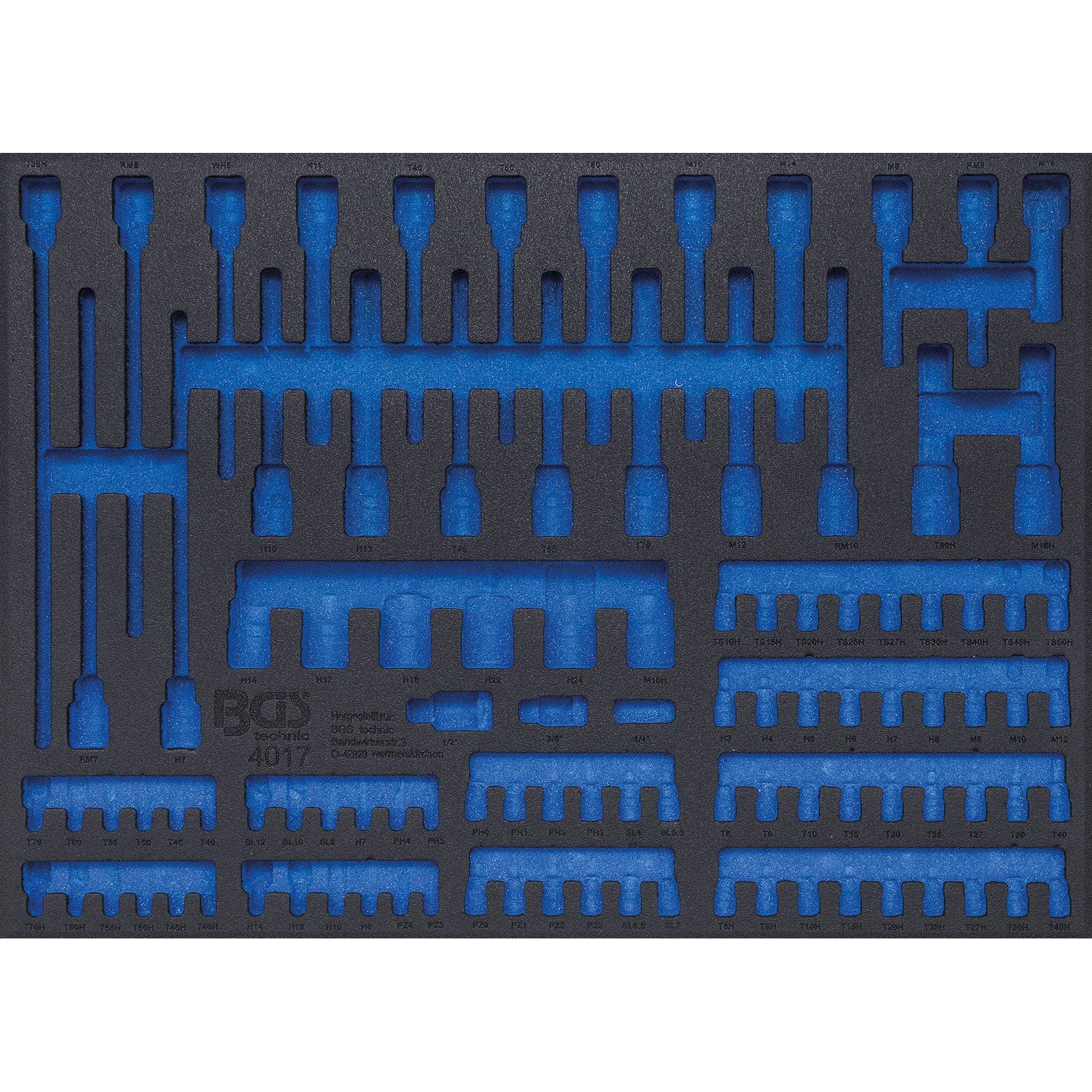 Schaumstoffablage mit verschiedenen Werkzeugen mit blauen Griffen, nach Größe und Form sortiert, für mechanische oder technische Anwendungen.