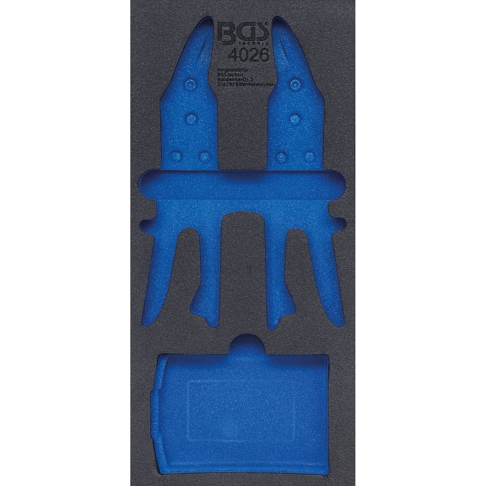 Werkzeugkasteneinsatz aus Schaumstoff mit drei blauen Bereichen zur Aufbewahrung von Komponenten, entwickelt zur Organisation und zum Schutz von Automobilwerkzeugen.