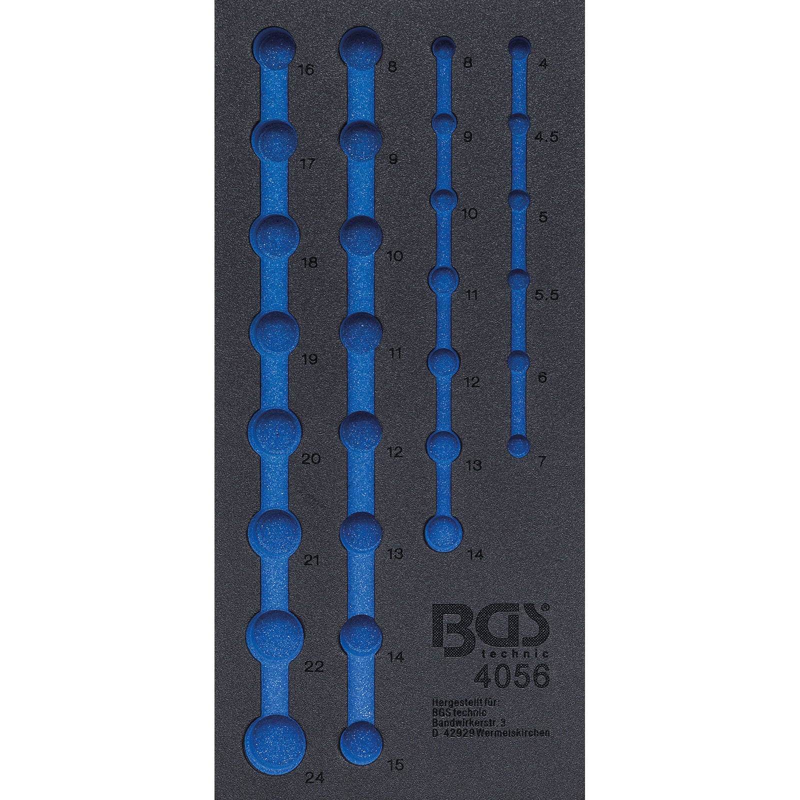 Blauer Gummi-Schraubschlüssel-Organizer mit beschrifteten Schlitzen für Größen 6 bis 24; Marke und Modell 'BGS 4056' am unteren Ende gedruckt.