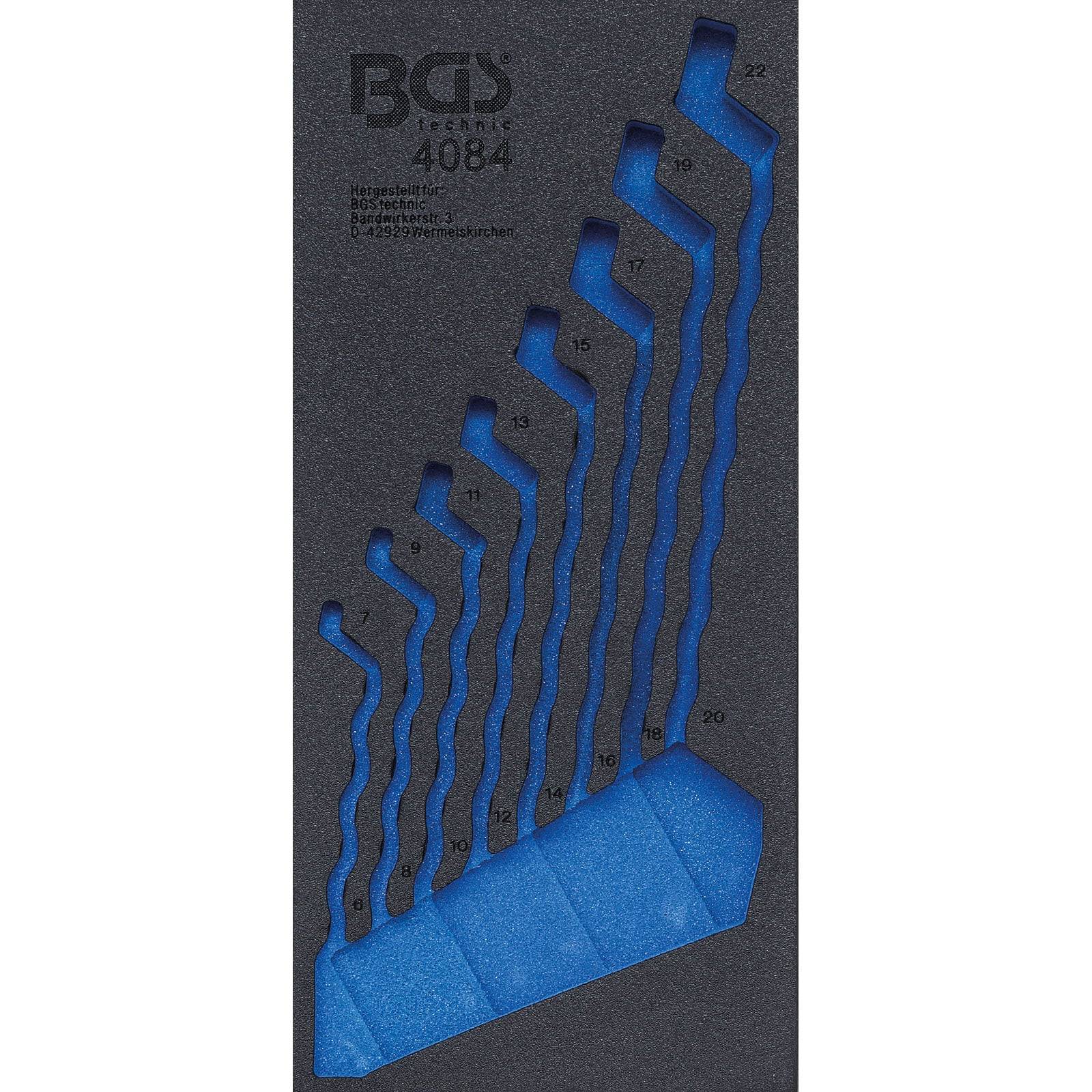 BCS 4084 Werkzeughalter-Schaumstoffeinsatz mit beschrifteten Schlitzen, nummeriert von 6 bis 22. Die Schlitze sind formgerecht für spezifische Werkzeuge gestaltet und von kleinsten bis größten Dimensionen angeordnet.