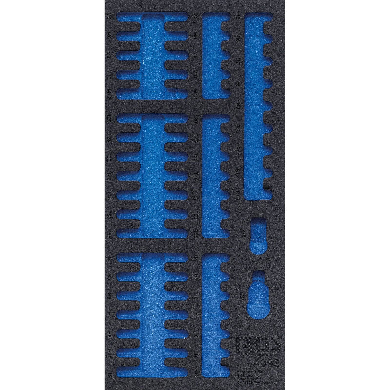 Ein schwarzer Werkzeugorganizer mit blauen Schaumstoffeinsätzen, der verschiedene Aussparungen für Werkzeuge unterschiedlicher Formen und Größen aufweist.