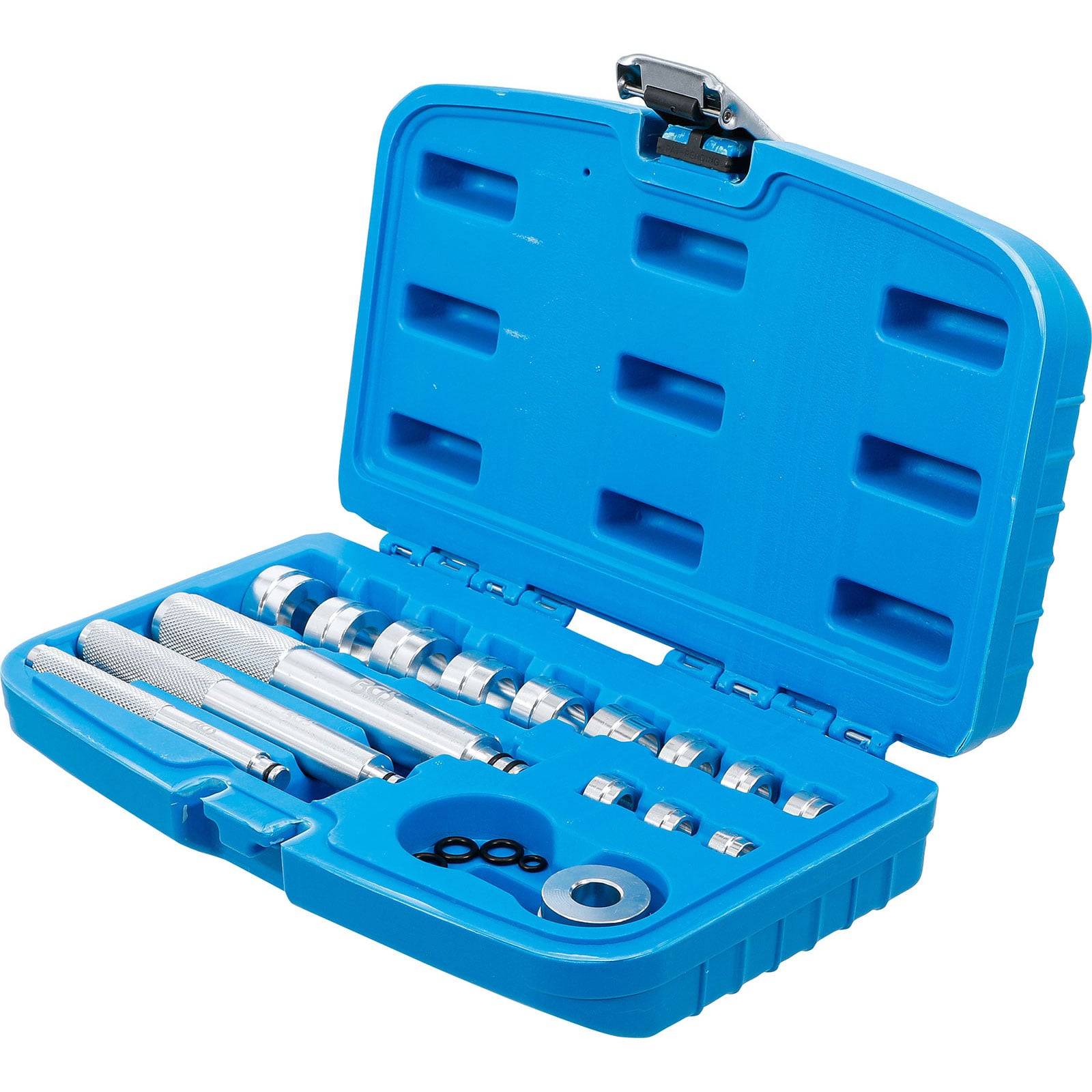 Blauer Werkzeugkoffer geöffnet, der einen Drehmomentschlüssel und verschiedene Zubehörteile übersichtlich und ordentlich angeordnet zeigt.