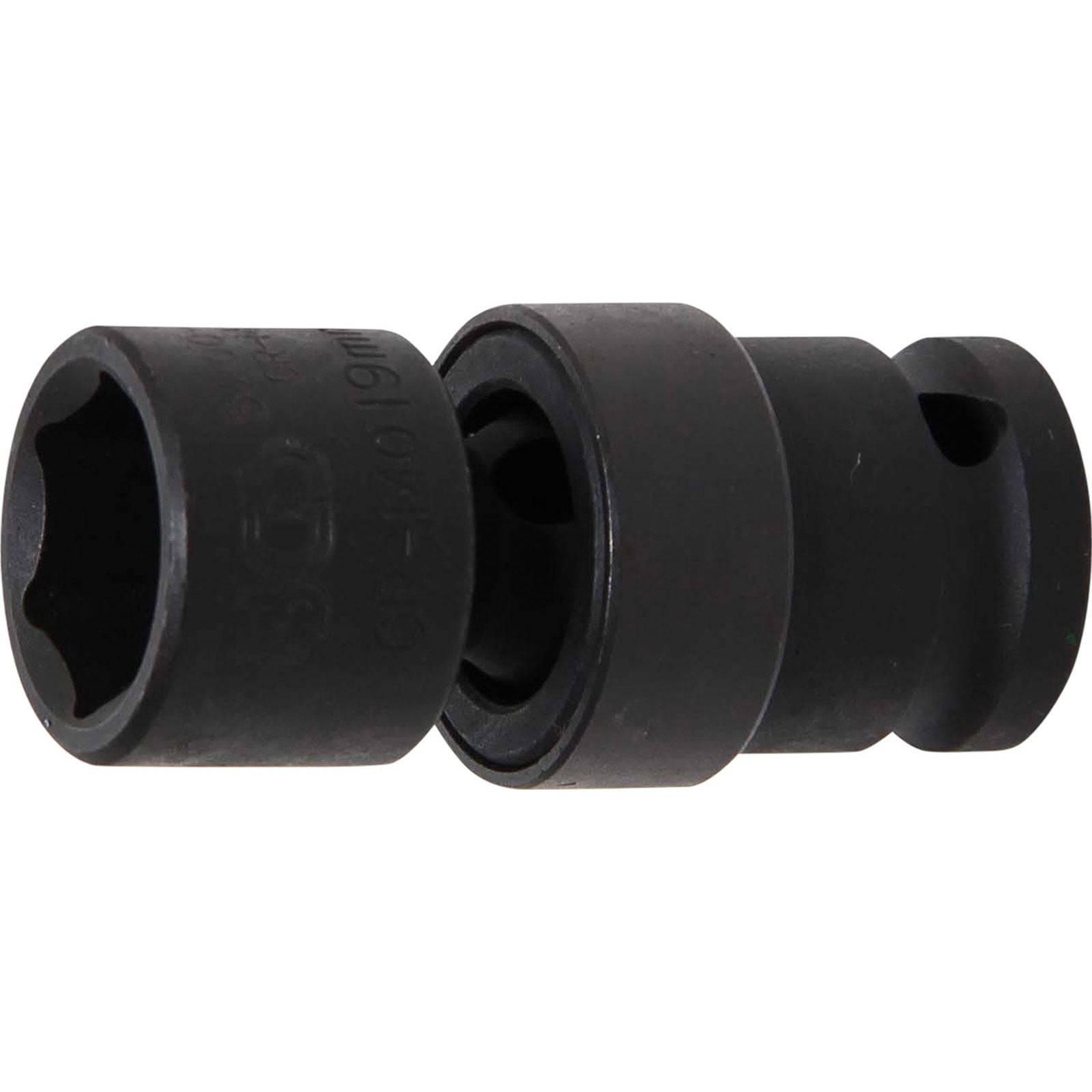 Ein schwarzer, zylindrischer mechanischer Sockel-Adapter mit einer sechseckigen Öffnung, der zum Verbinden verschiedener Werkzeuggrößen verwendet wird, vor einem weißen Hintergrund.