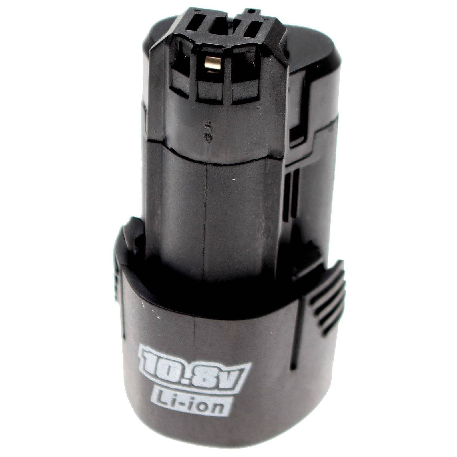 Eine schwarze 10,8V Li-Ion-Batterie, aufrecht stehend mit sichtbaren Anschlüssen, zum Antrieb von Werkzeugen oder Geräten.