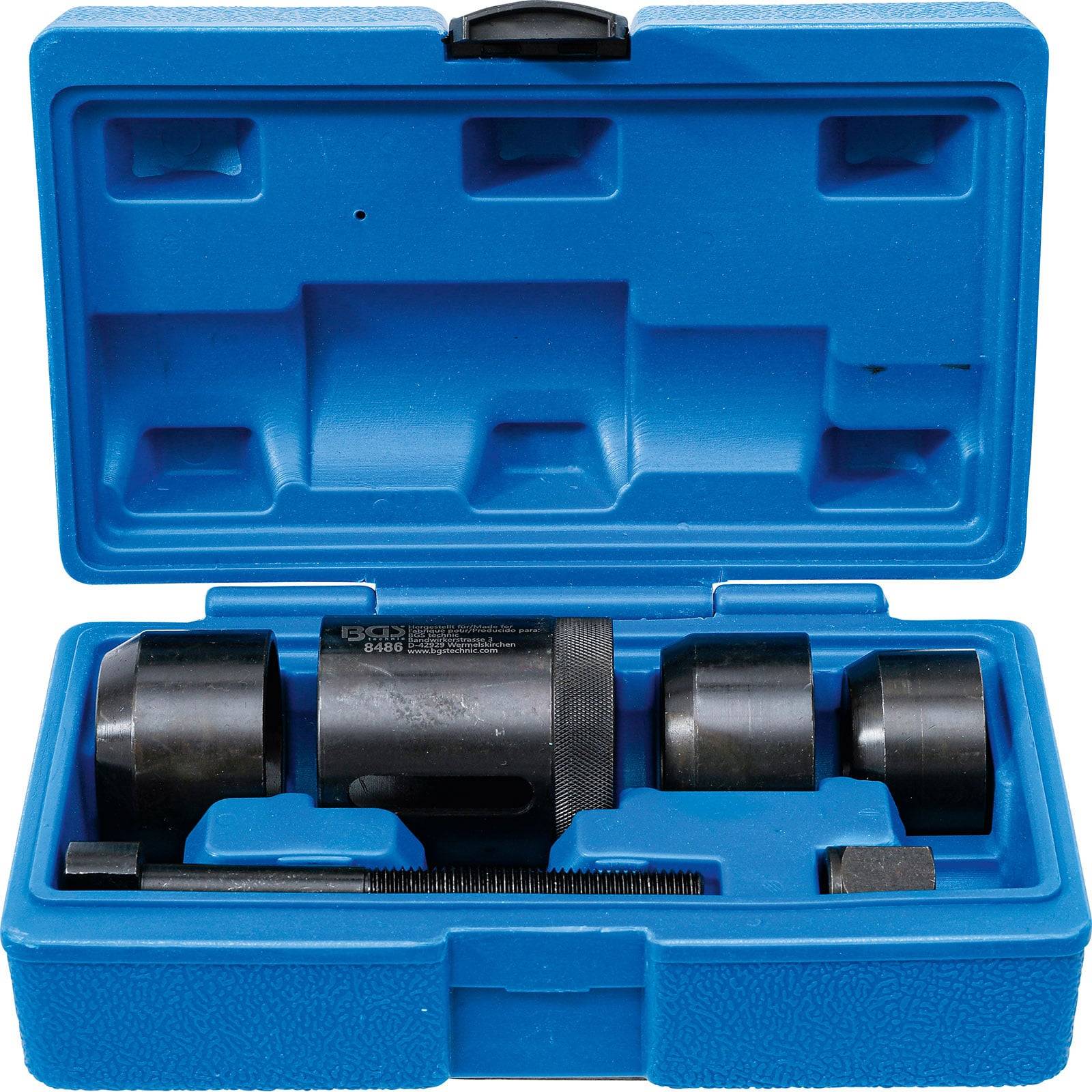 Eine blaue Werkzeugkiste aus geformtem Kunststoff, die einen Satz Autowerkzeuge enthält, darunter einen Auswuchtgewicht-Abzieher, sorgfältig für Lagerung und Transport organisiert.