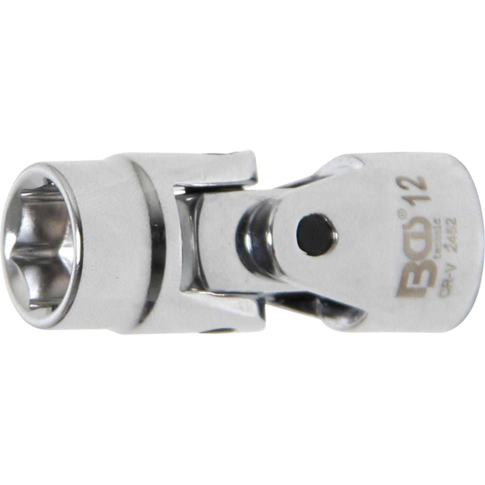Ein Metall-Universal-Gelenk-Sockel-Adapter mit der Gravur 'BGS' und '12', der verwendet wird, um Steckschlüsseleinsätze in verschiedenen Winkeln für mechanische Aufgaben zu befestigen.