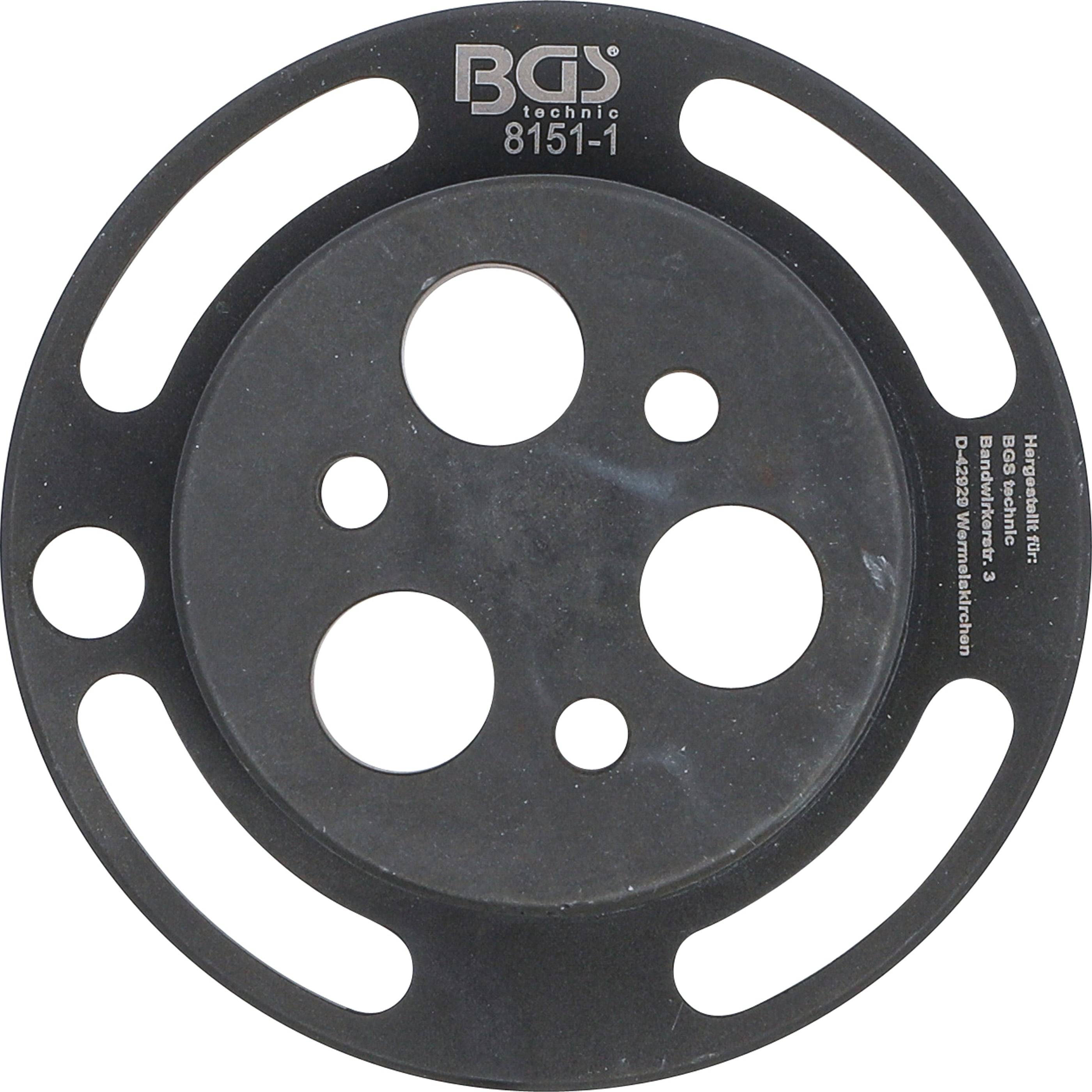 Ein kreisförmiges, schwarzes Metallwerkzeug mit verschiedenen Lochgrößen und der Bezeichnung 'BGS technic 8151-1', das für spezifische mechanische Anwendungen verwendet wird.