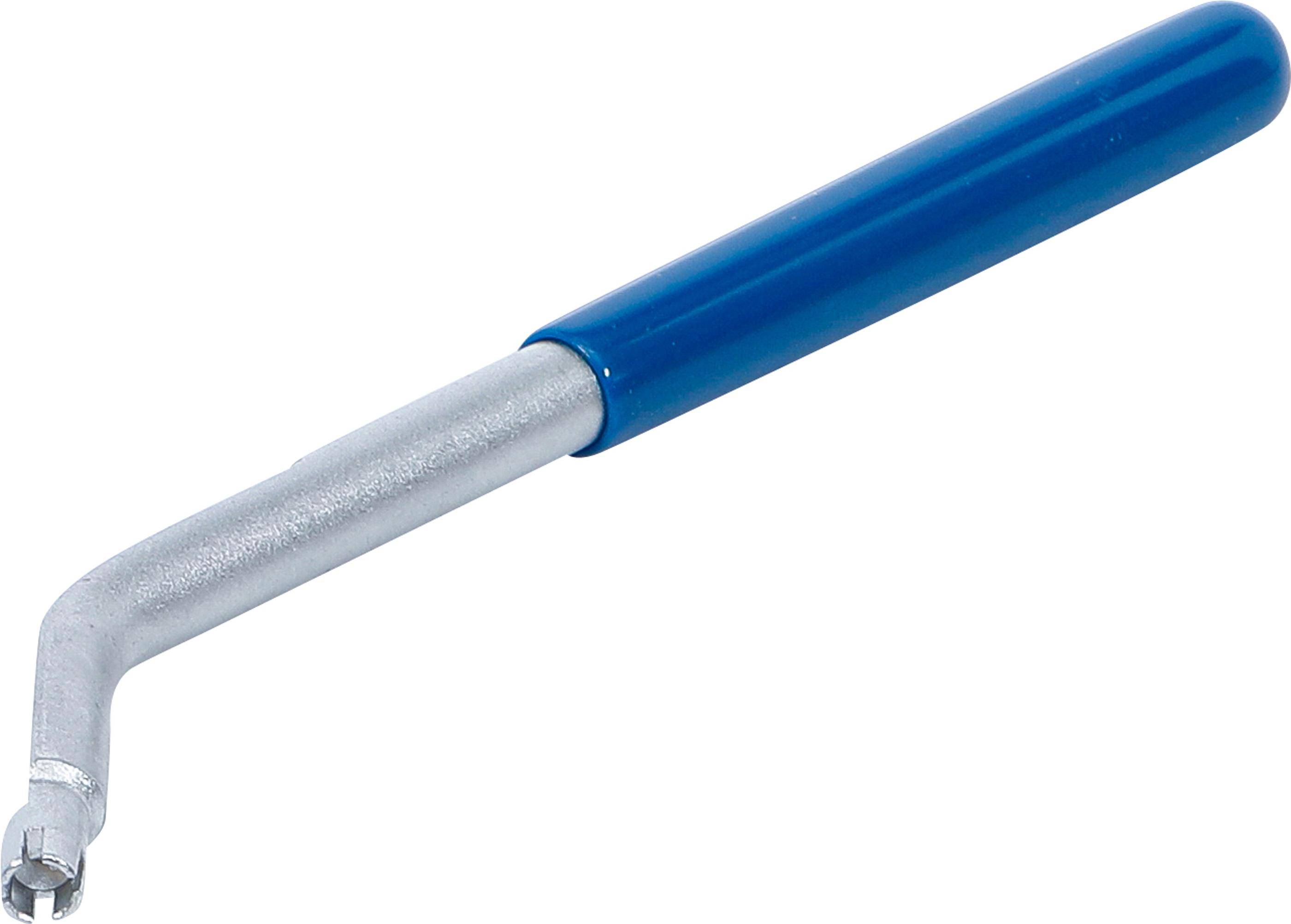 Ein blauer und silberner Kugelschreiber mit sichtbarer Schreibspitze, isoliert auf weißem Hintergrund.