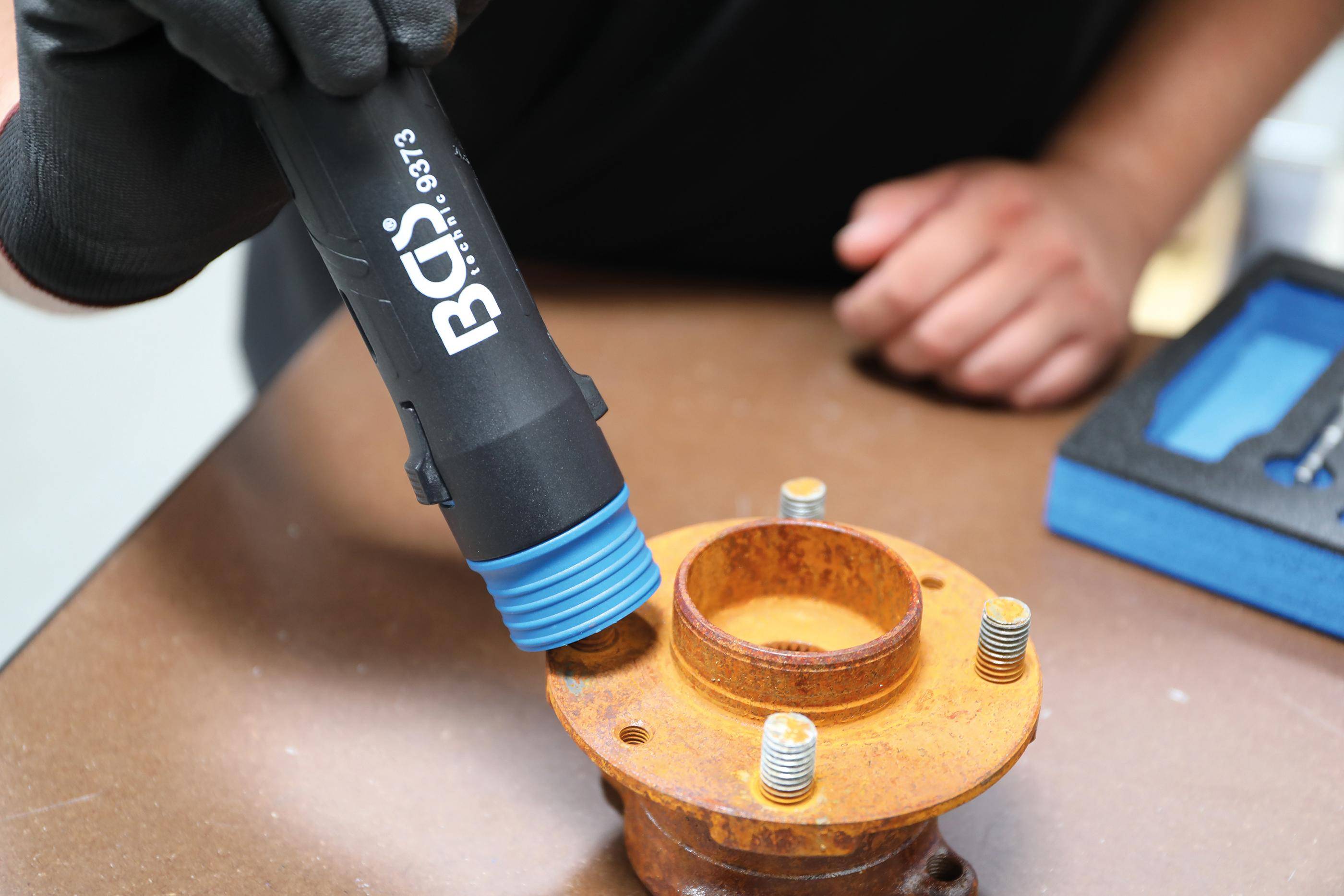 BGS technic Werkstattwageneinlage 1/6: Reinigungsbürsten-Satz für