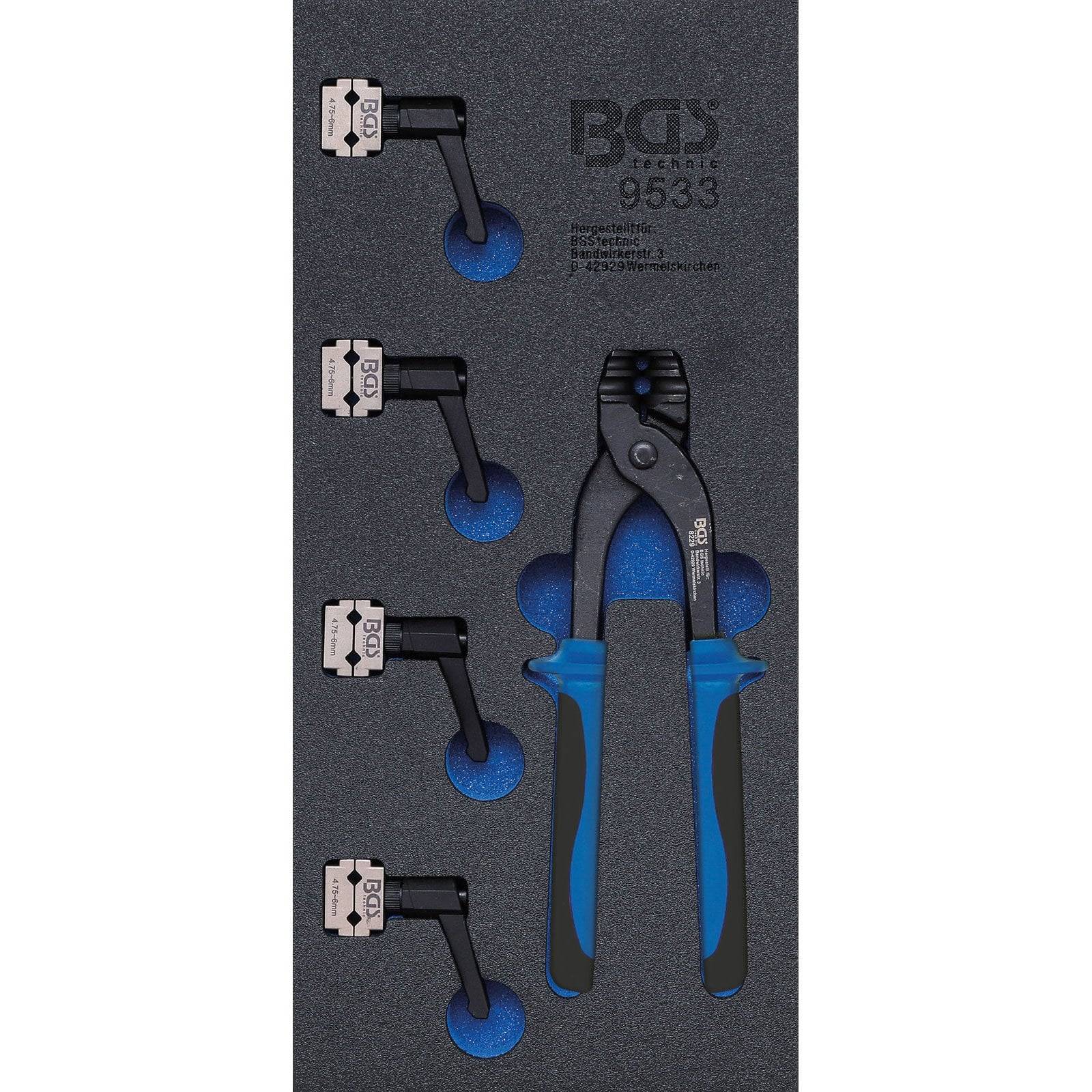 Crimpwerkzeug-Set mit einem schwarz-blauen Griff und vier auswechselbaren Crimpbacken, die in einer schwarzen Schaumstoffunterlage montiert sind.