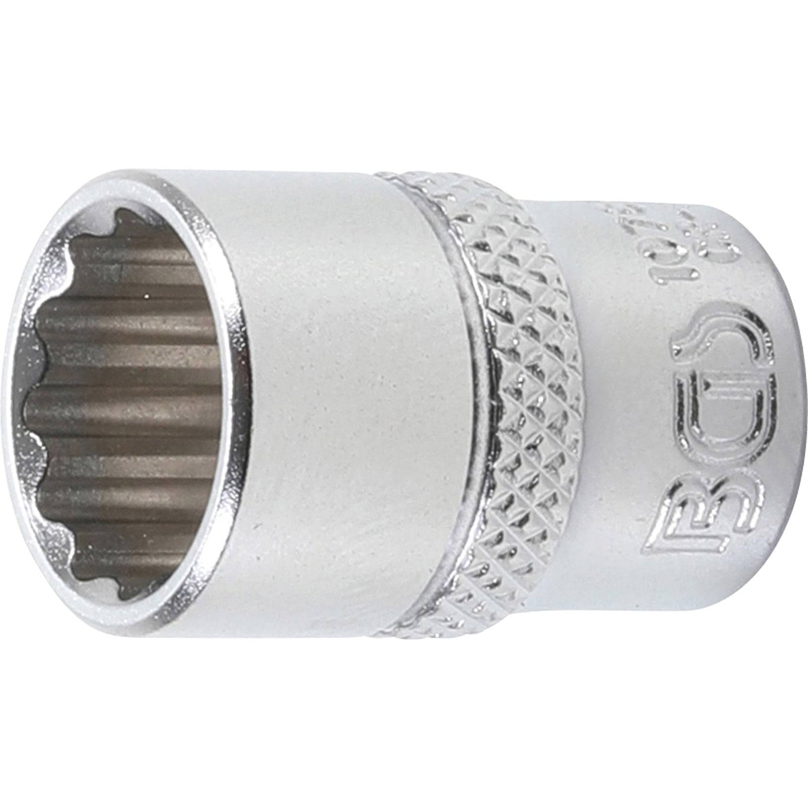 Ein glänzendes Metallsteckschlüssel-Werkzeug mit 12-Punkt-Design, das zum Anziehen oder Lösen von Muttern und Schrauben verwendet wird und über einen strukturierten Griff verfügt.