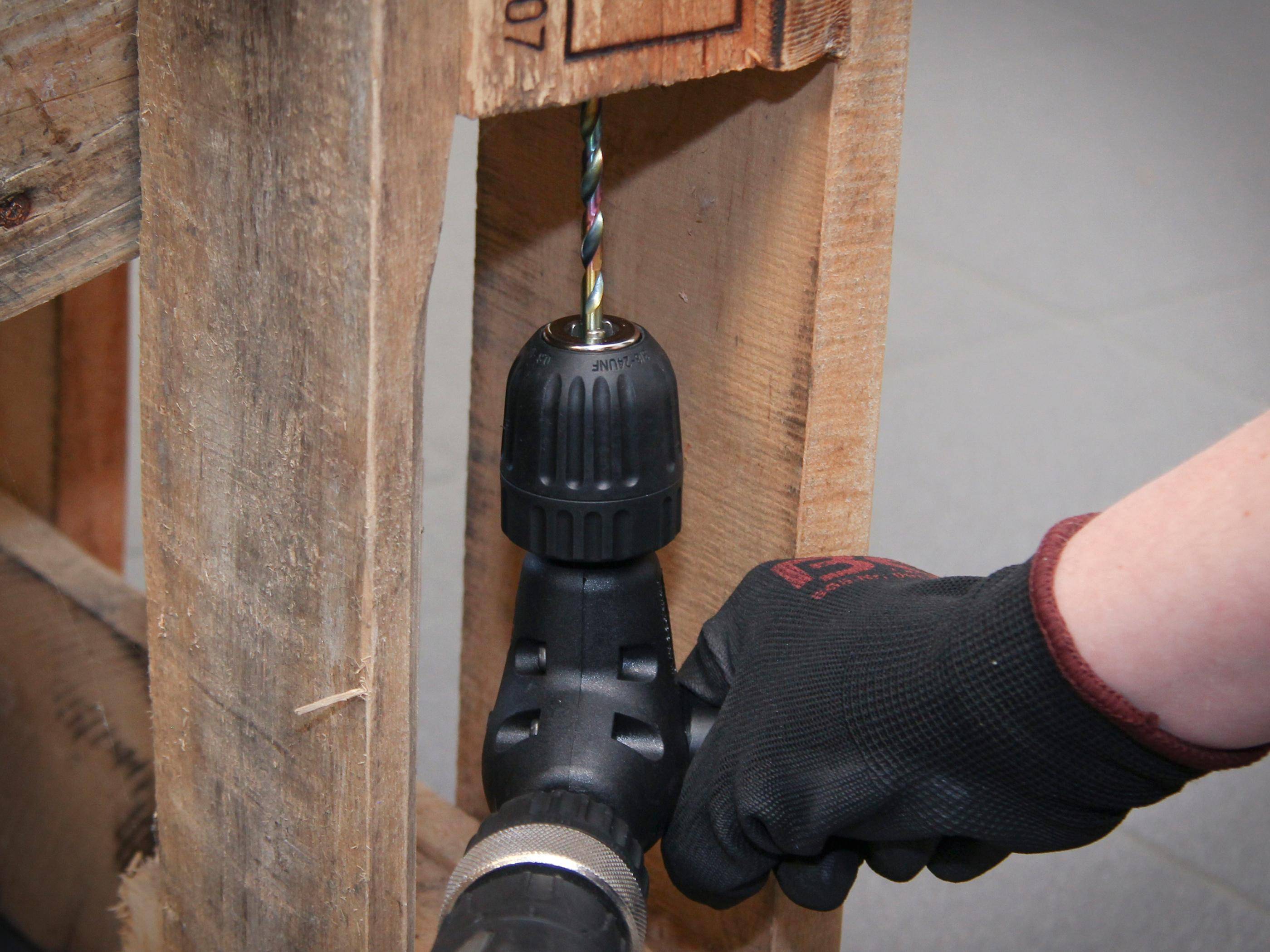 BGS technic Winkelbohrvorsatz mit Schnellspann-Bohrfutter | für Ø 0,8