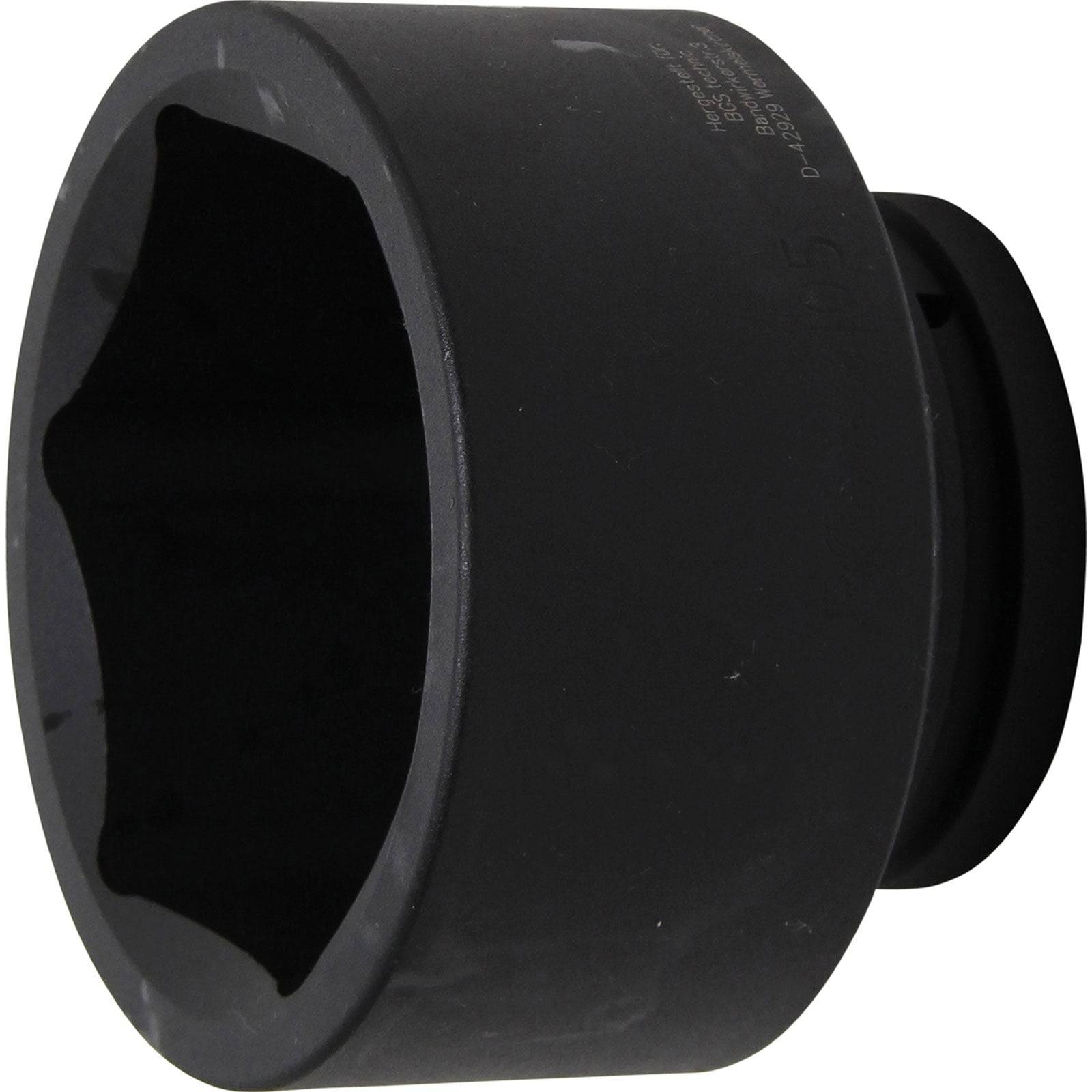 Ein schwarzer, zylindrischer Steckschlüssel mit sechseckiger Öffnung, der zum Festziehen oder Lösen großer Muttern oder Schrauben verwendet wird.